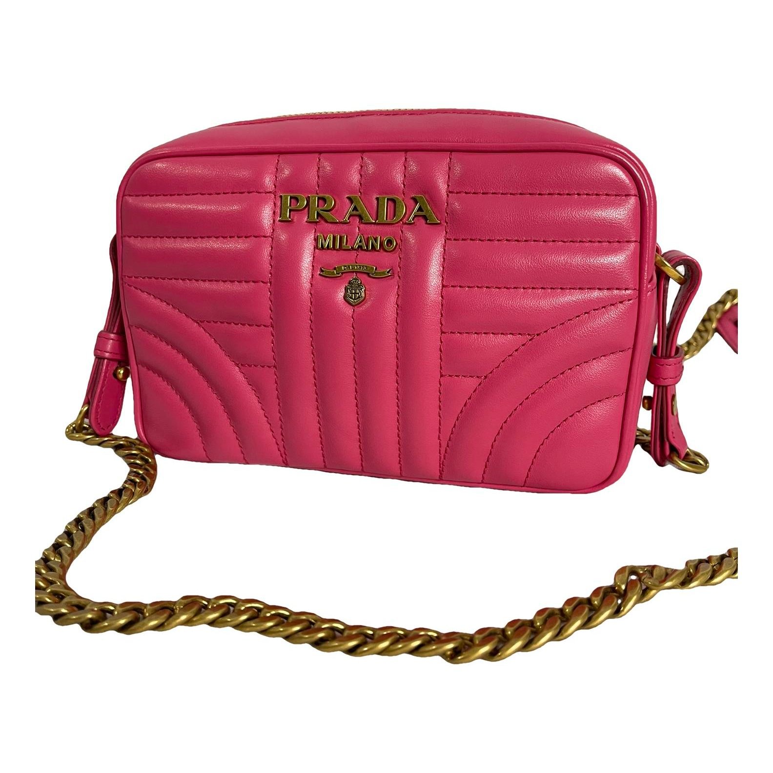 Diagramme leather crossbody bag