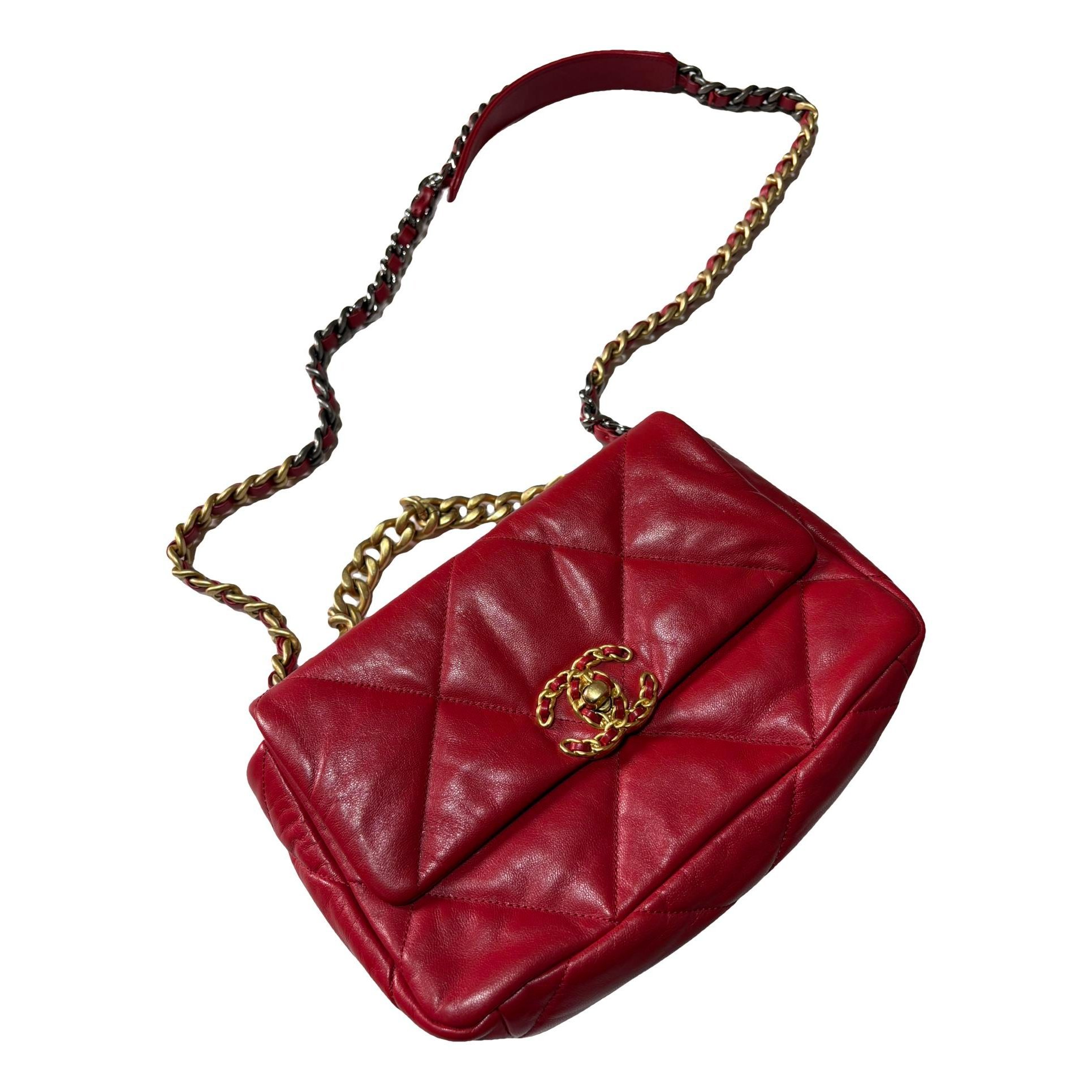 Chanel 19 leather handbag