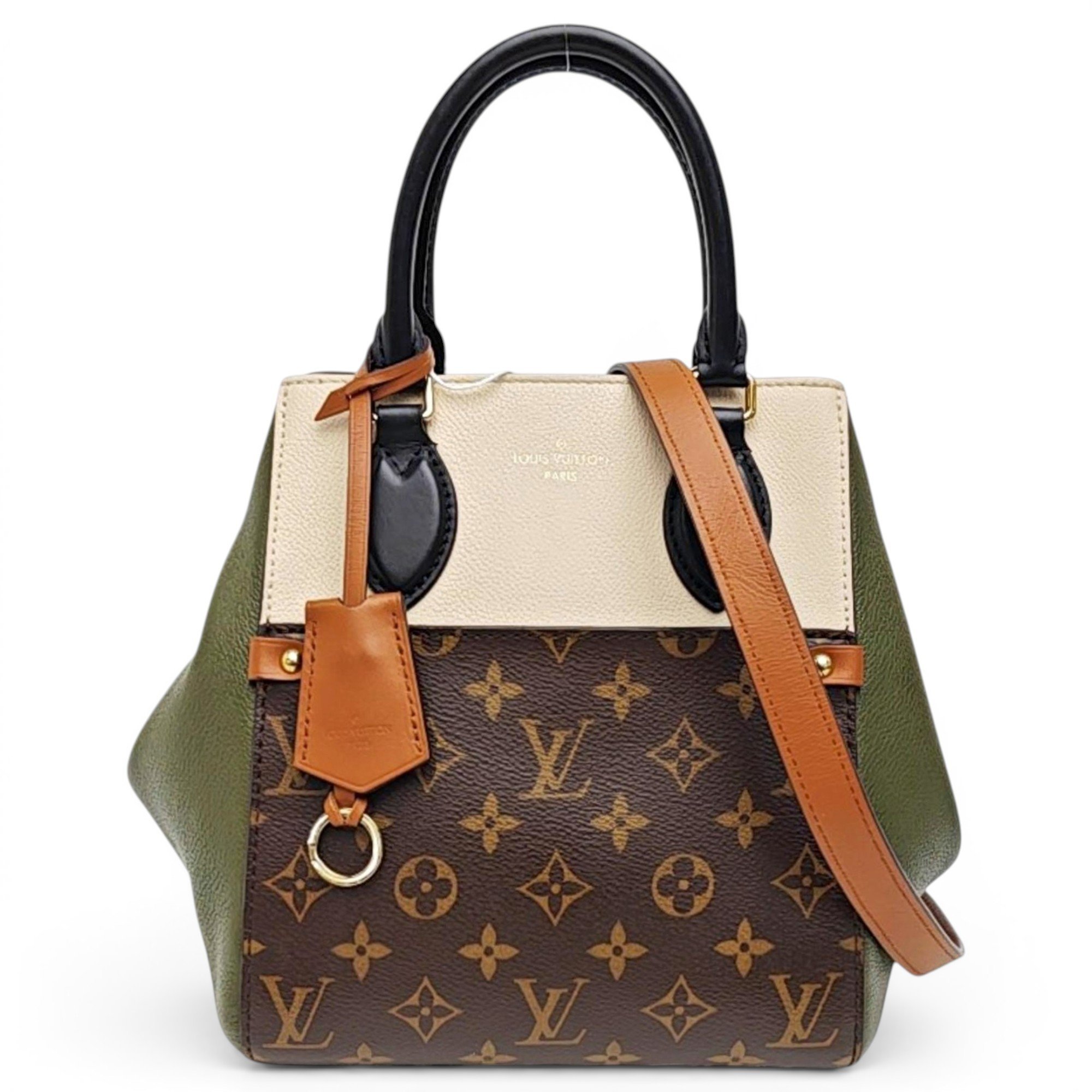 Fold leather handbag