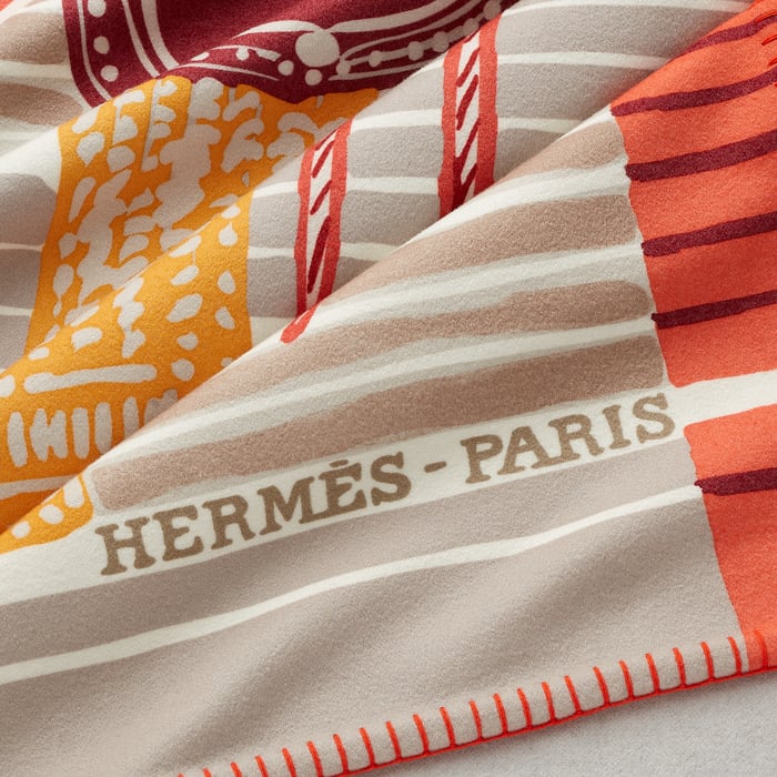 Rouge H Selle Trophee Blanket