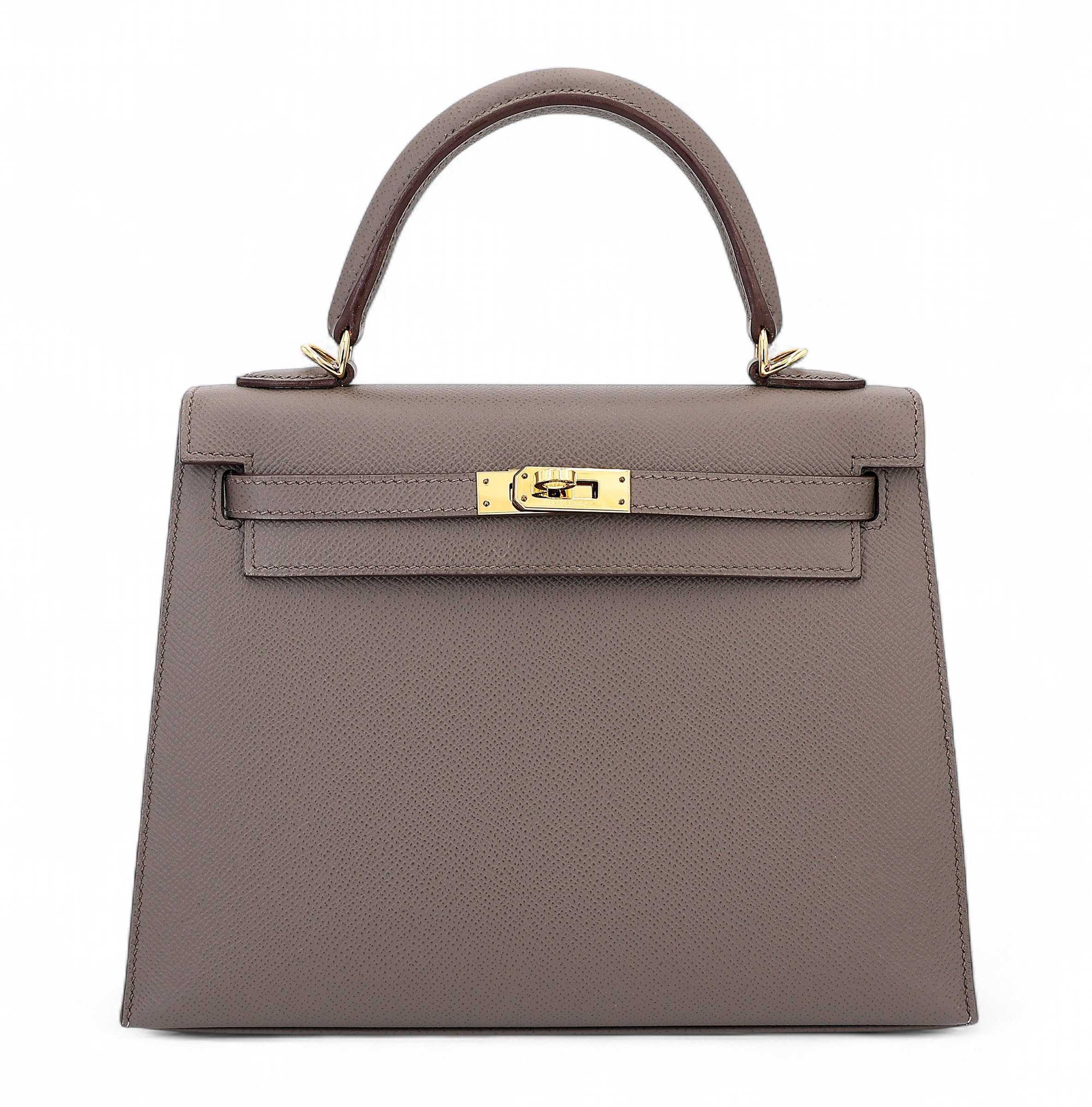 Very Good ( Rank A) HERMÈS Kelly 25 Sellier Etain (8F) Epsom Gold hardware A (2017)
