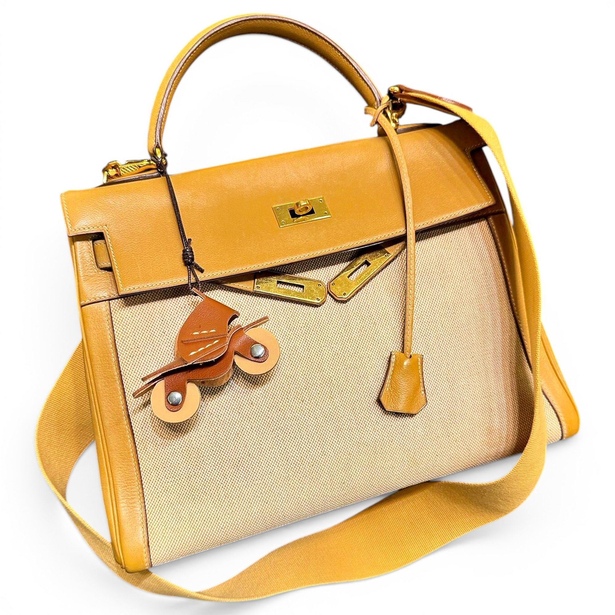 Kelly 32 cloth handbag