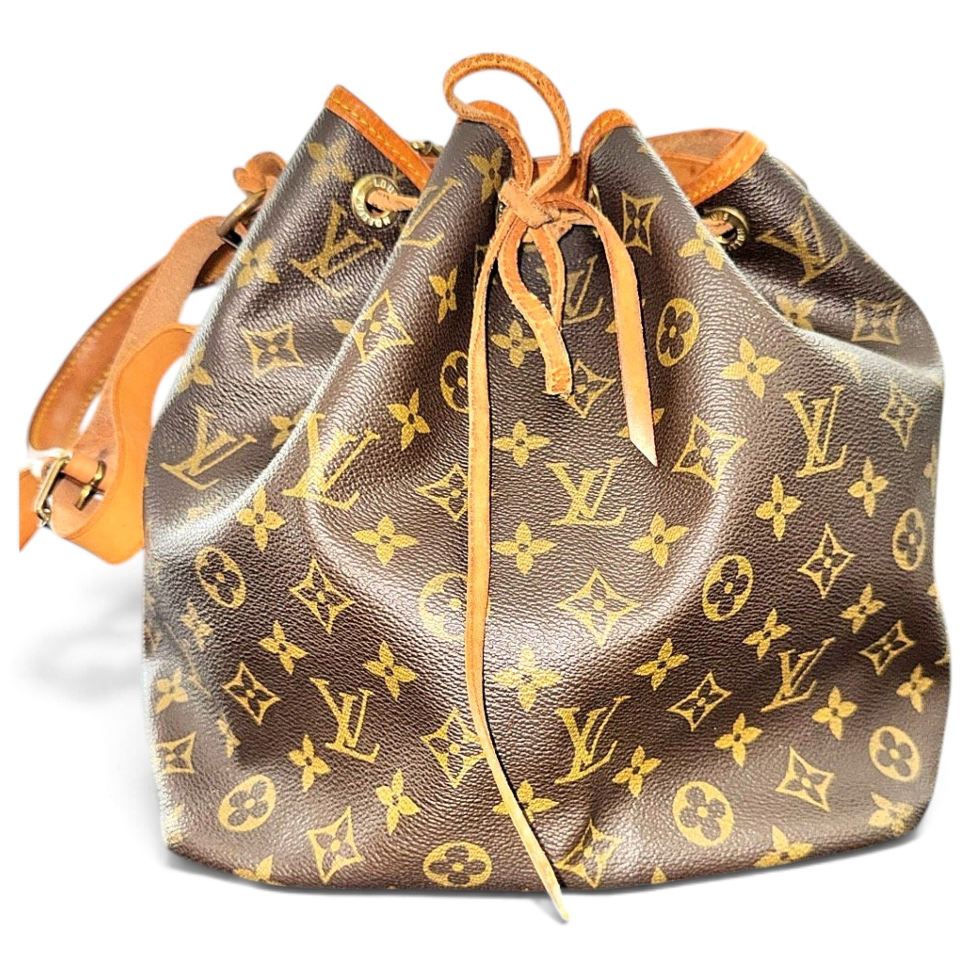 Noé leather handbag