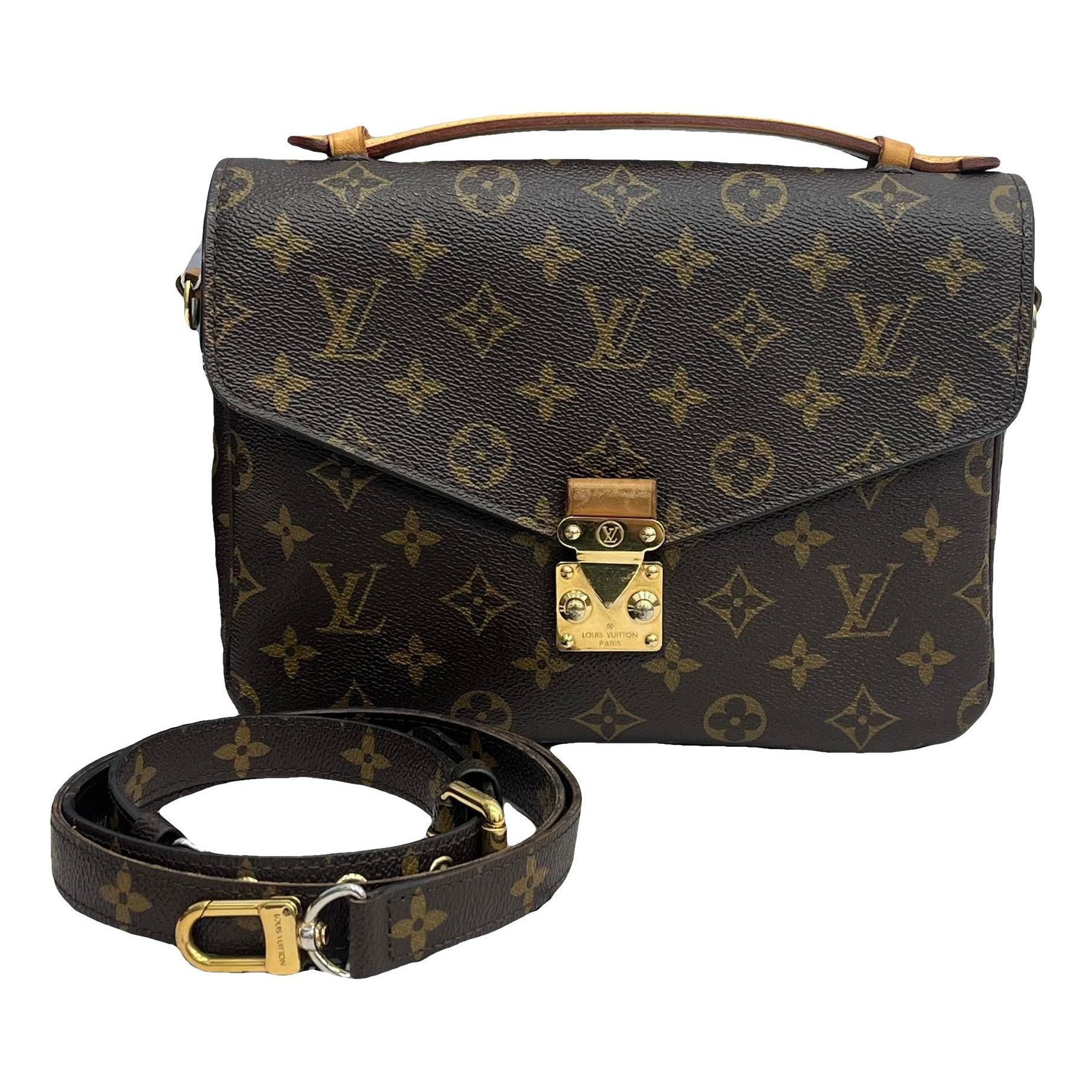 Metis leather handbag