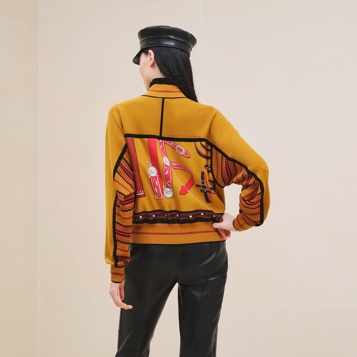 Jaune Gingembre "Lettres Equestres" Long-sleeve Twillaine Sweater