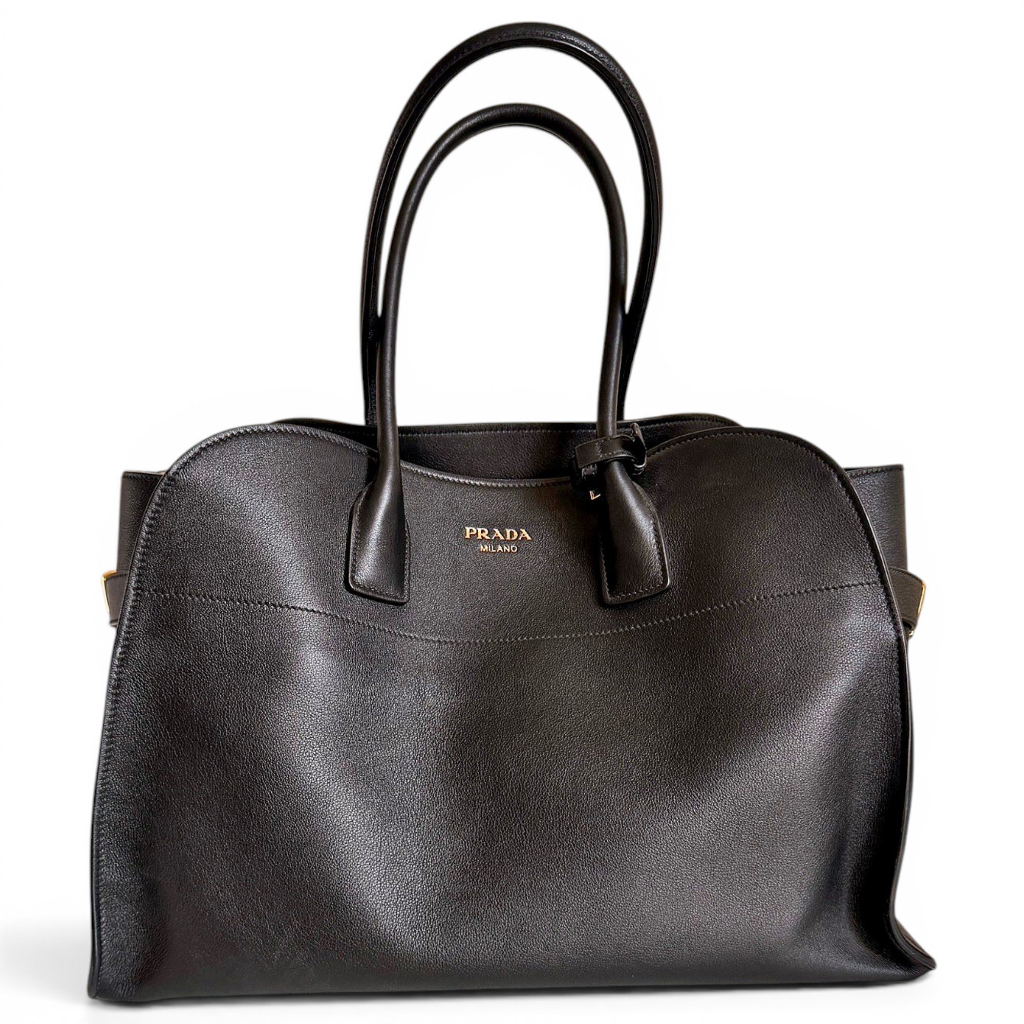 Leather tote