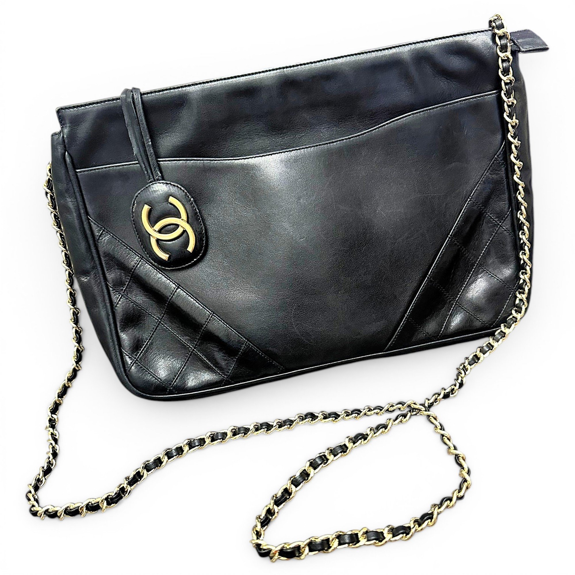 31 Vintage leather crossbody bag