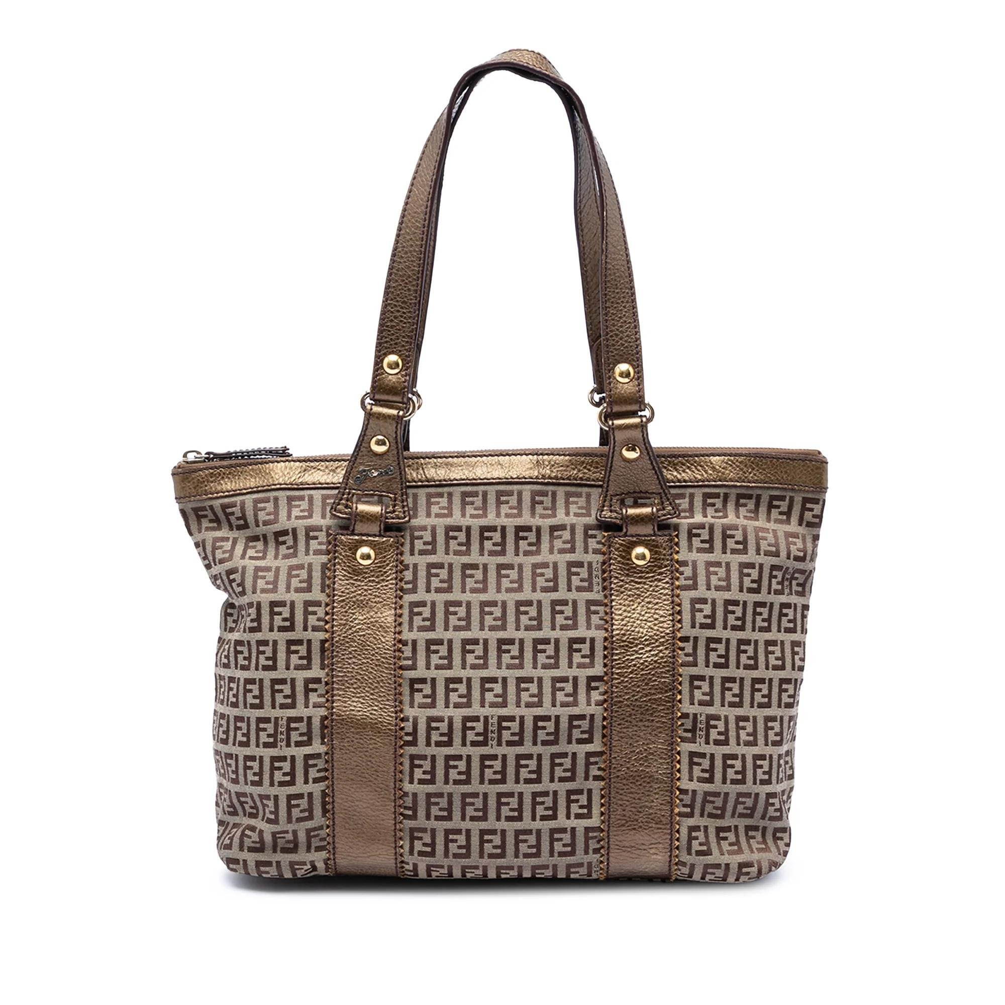 Pocket leather tote