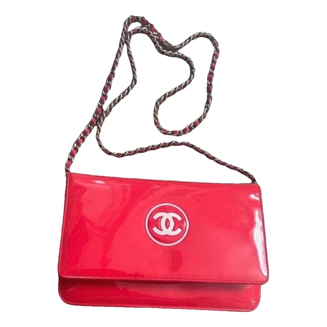 Wallet On Chain Timeless/Classique patent leather crossbody bag