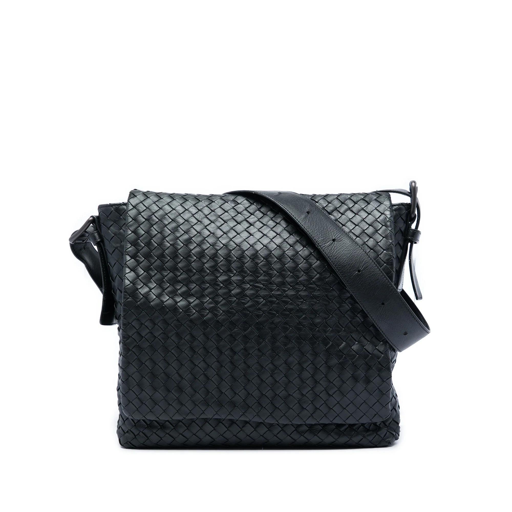 Veneta leather handbag
