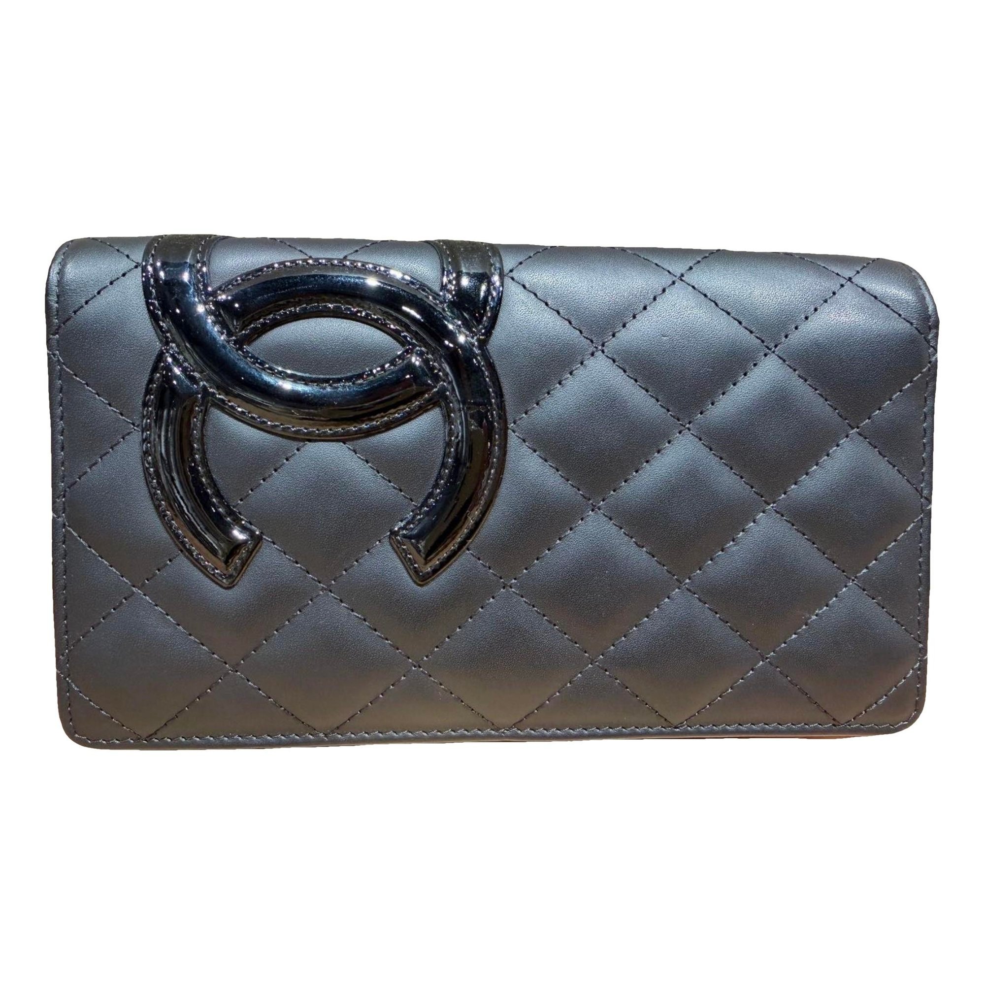 Wallet On Chain Timeless/Classique leather crossbody bag