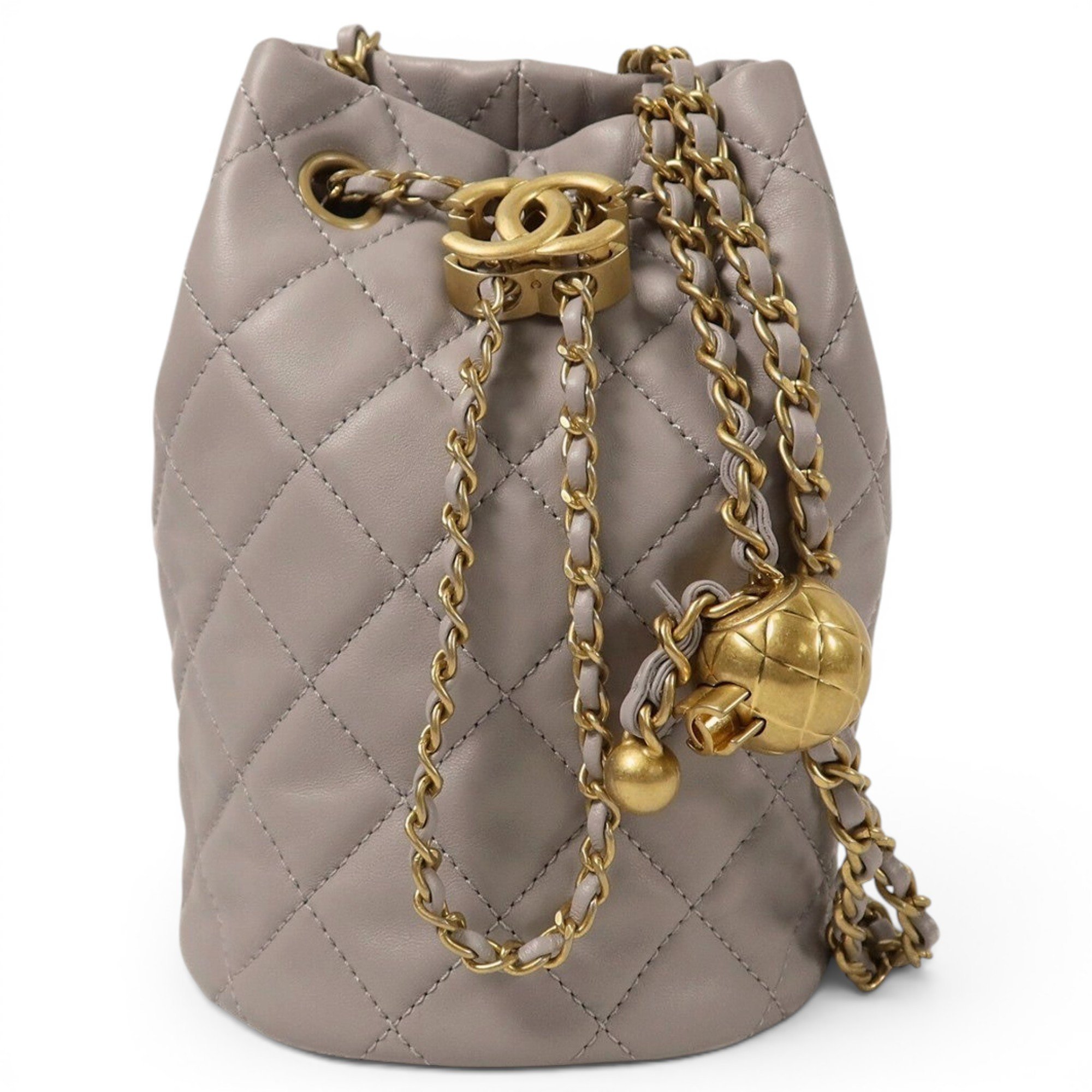 Chanel 19 leather crossbody bag