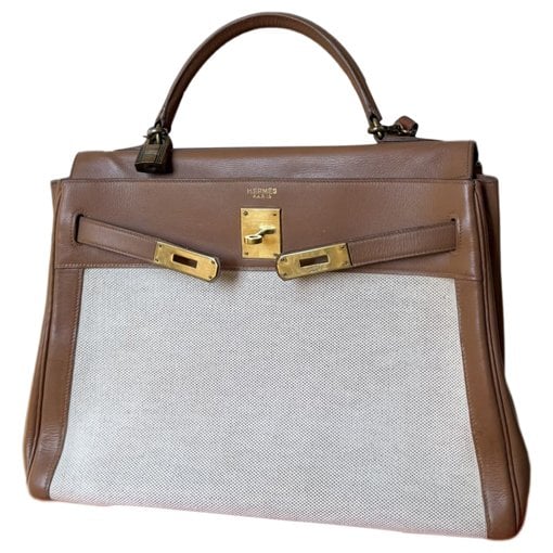 Kelly 32 leather handbag