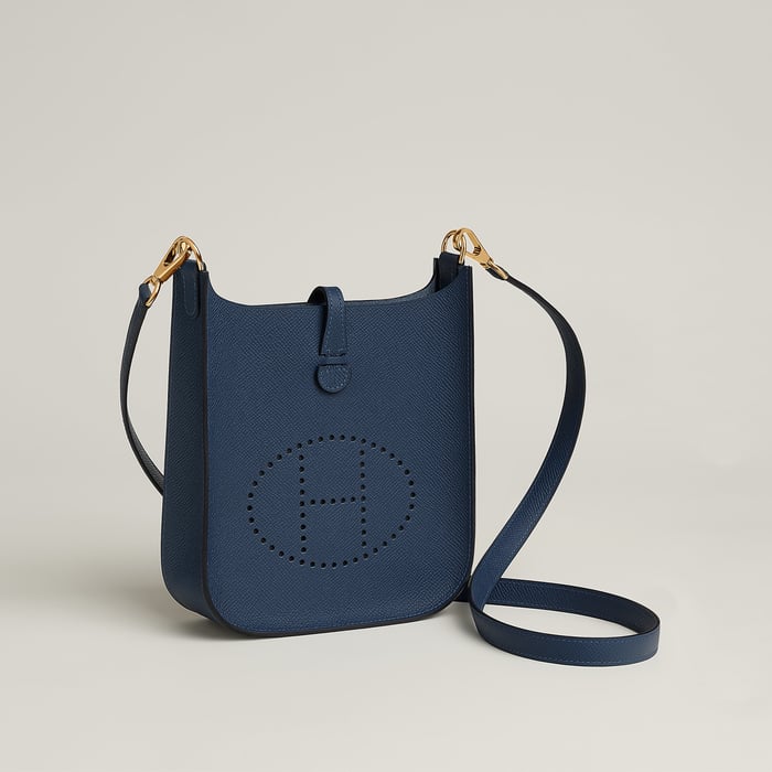Navy Evelyne 16 Sellier Bag
