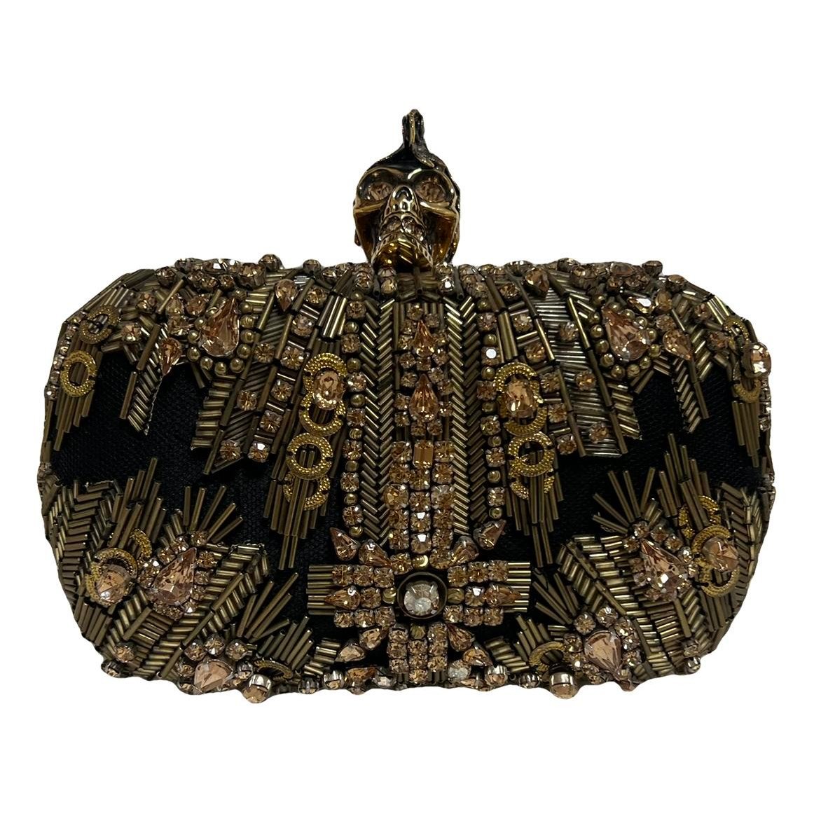 Skull cloth clutch bag