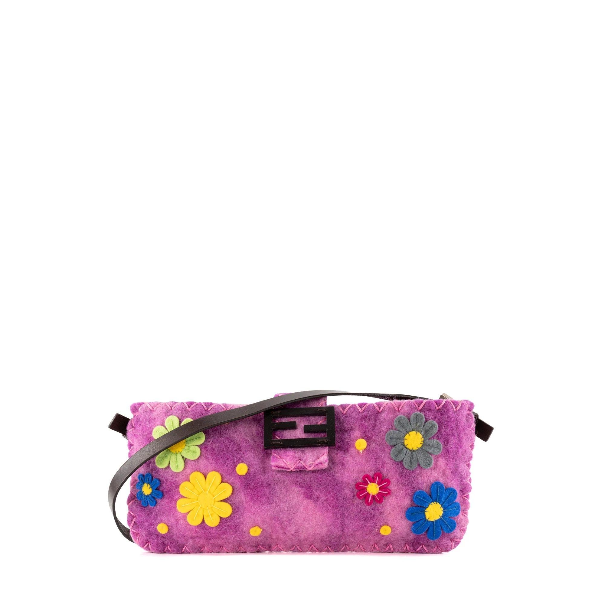 Baguette wool bag