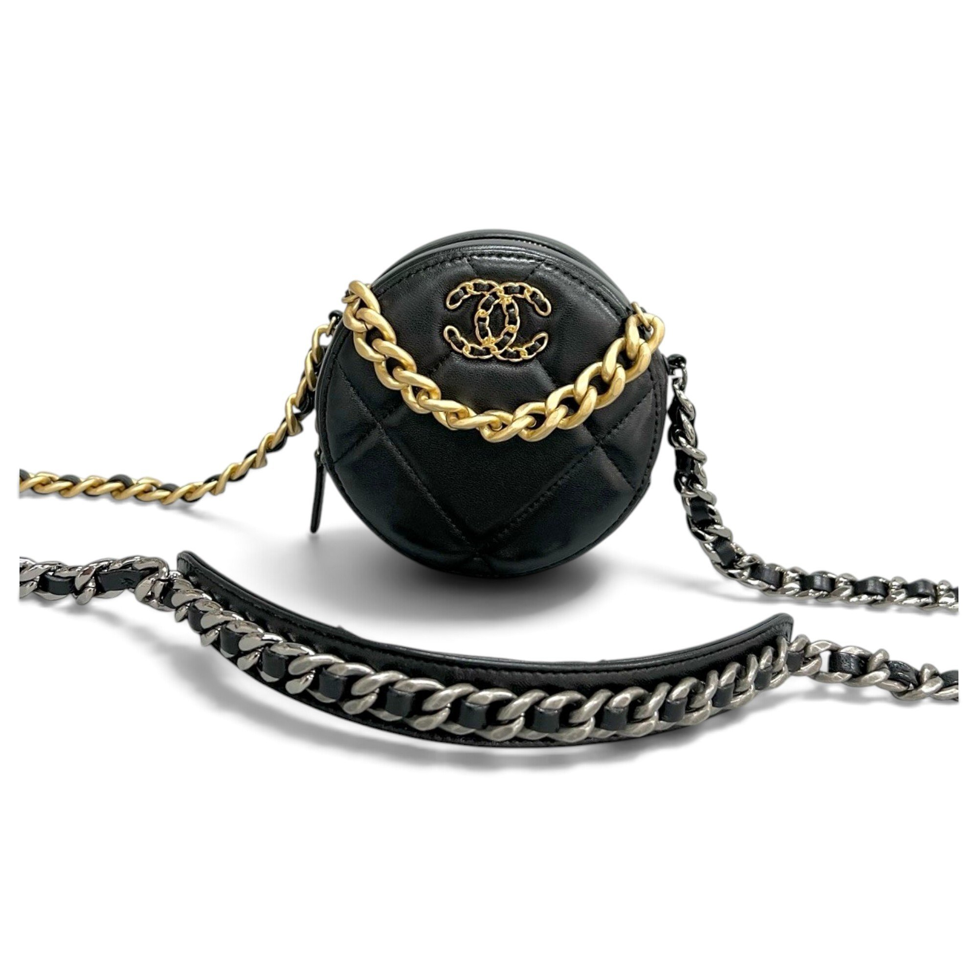 Chanel 19 leather handbag
