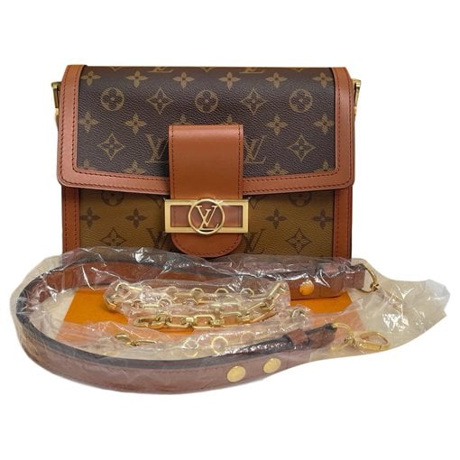 Dauphine leather handbag