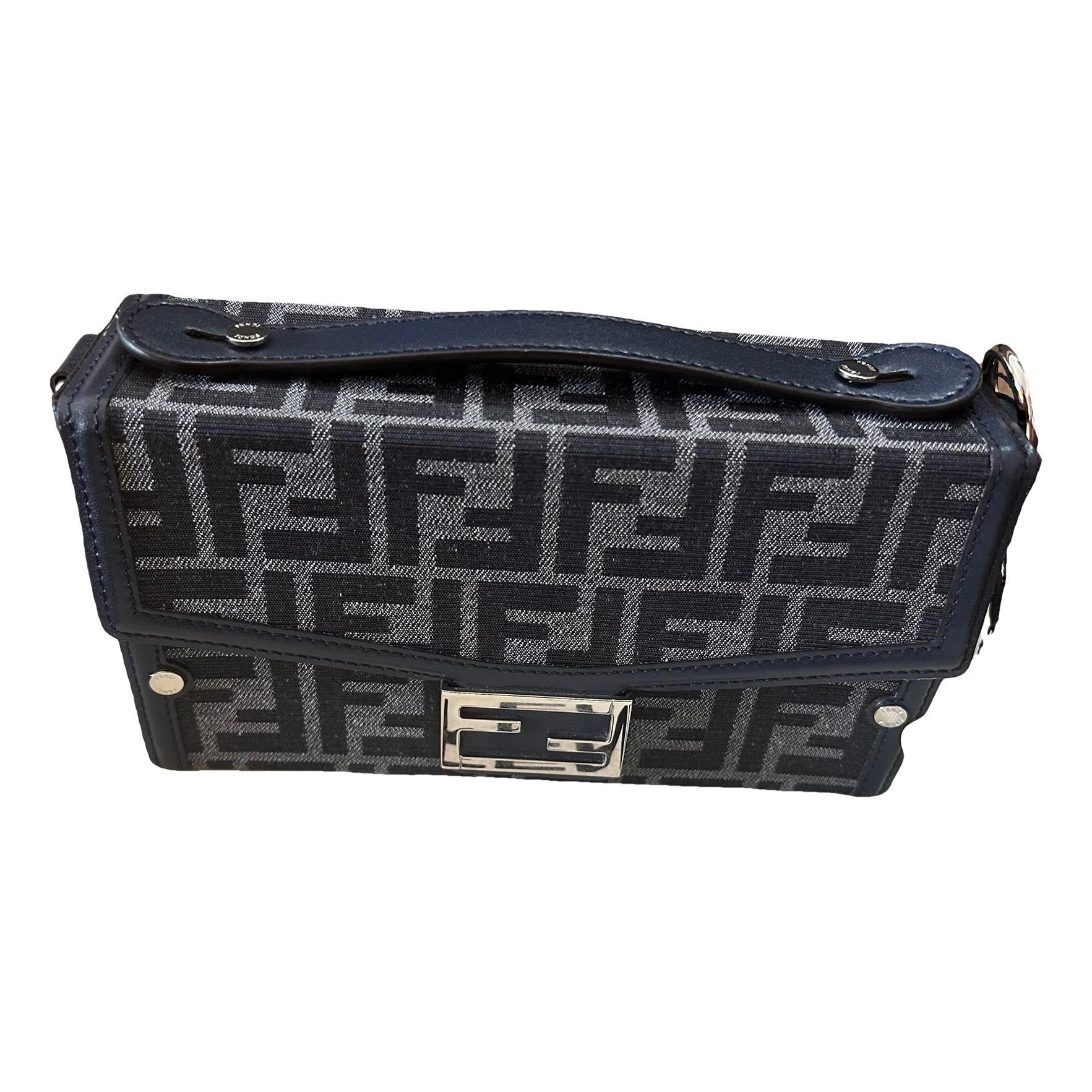 Baguette leather handbag