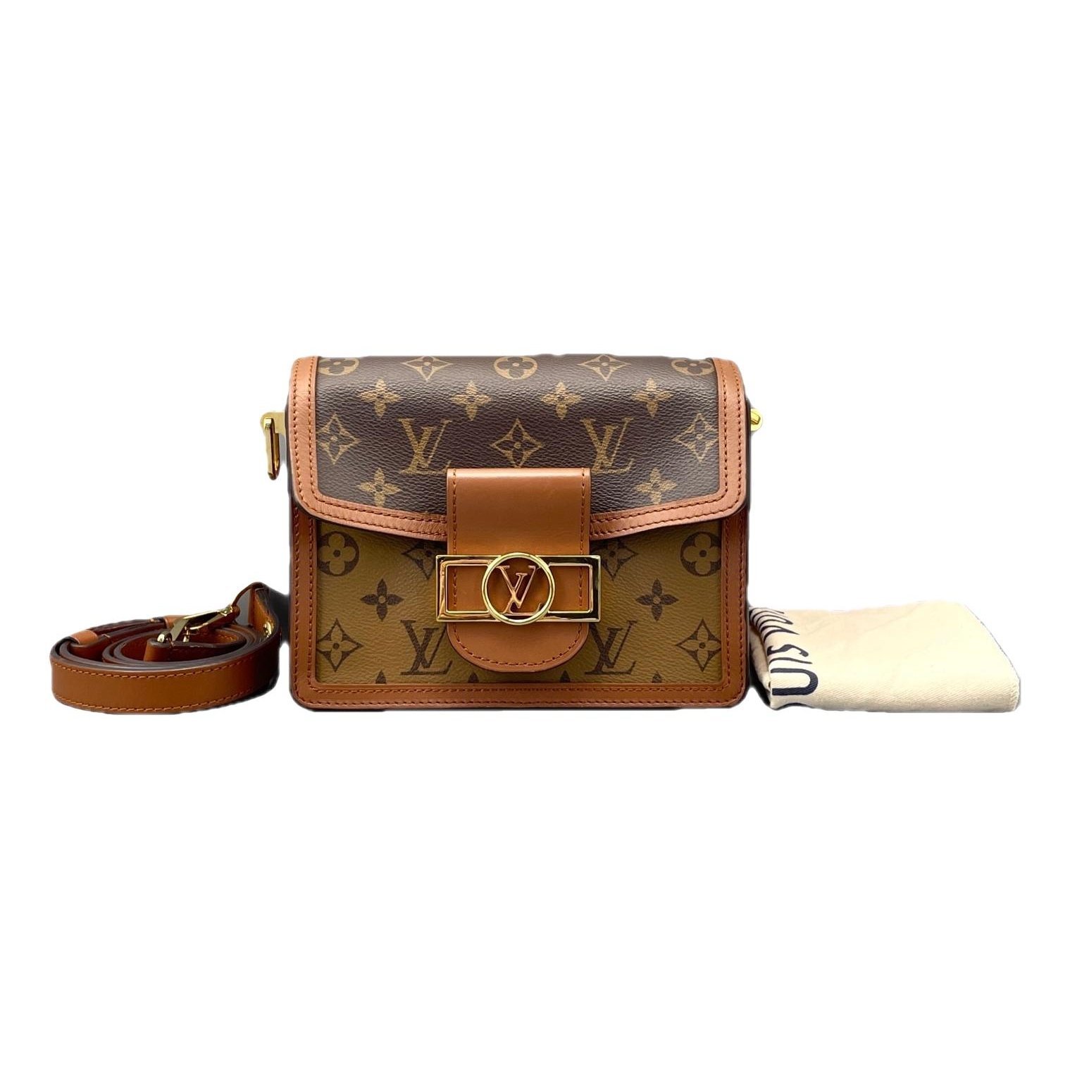 Dauphine leather handbag