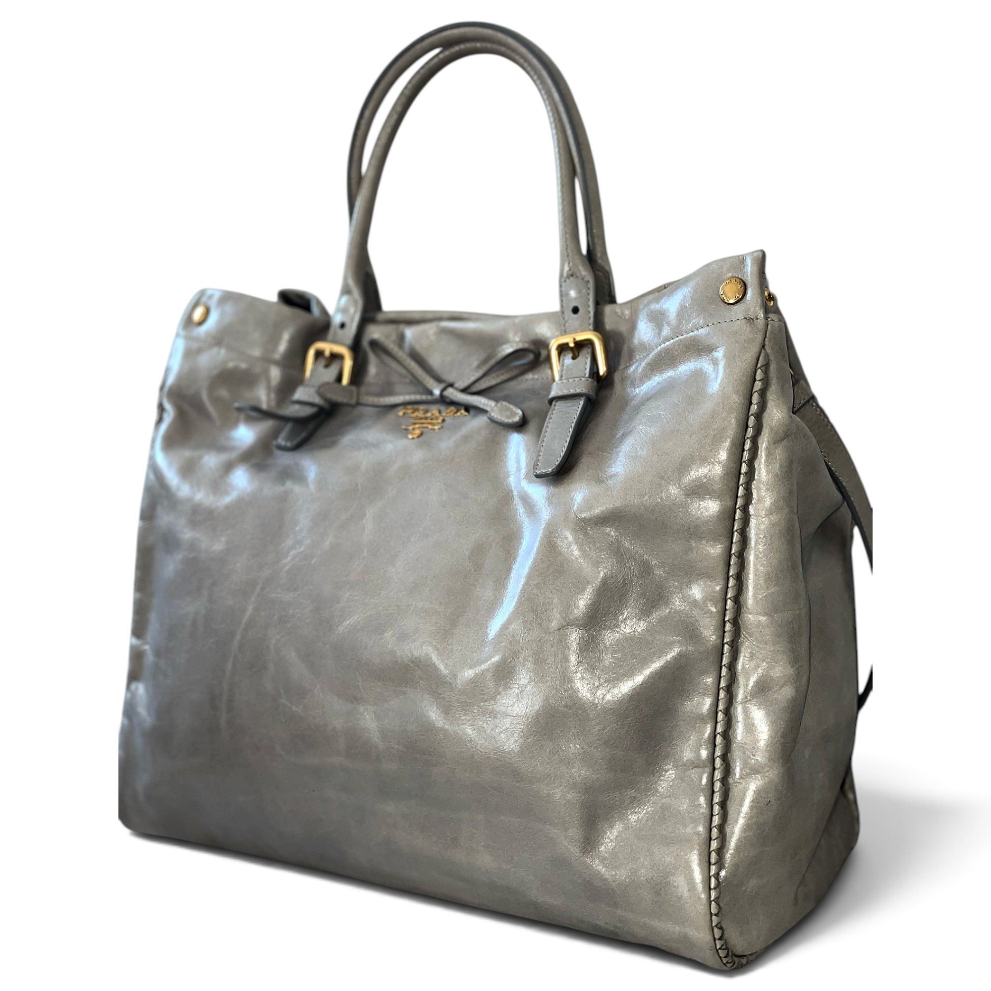 Leather handbag