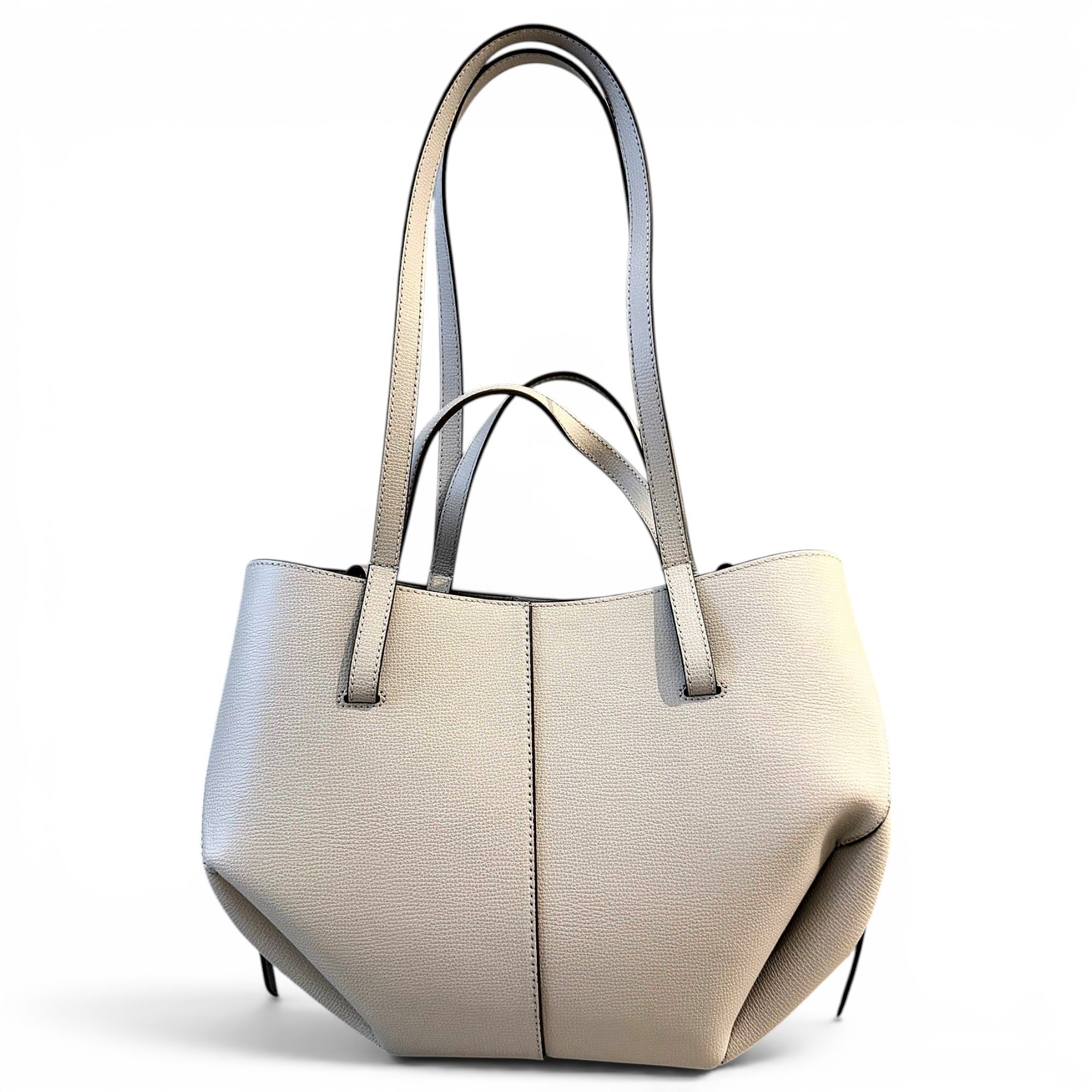 Leather tote