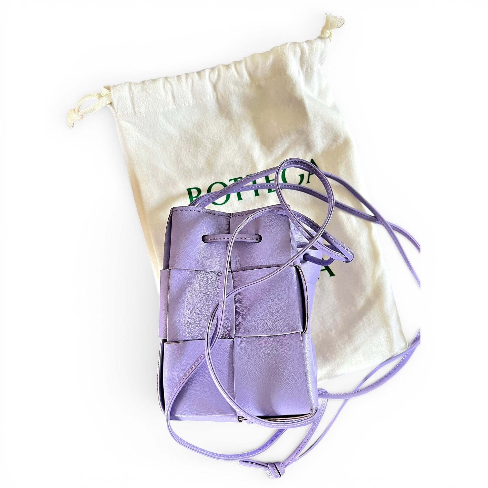 Cassette Bucket leather mini bag