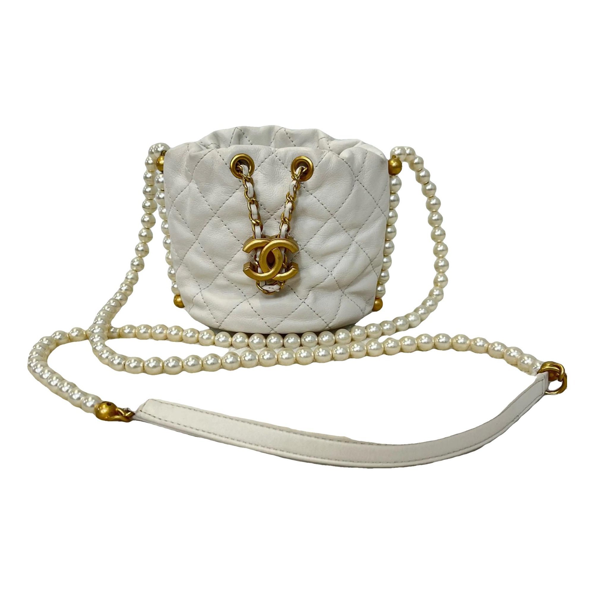 Gabrielle Bucket leather crossbody bag
