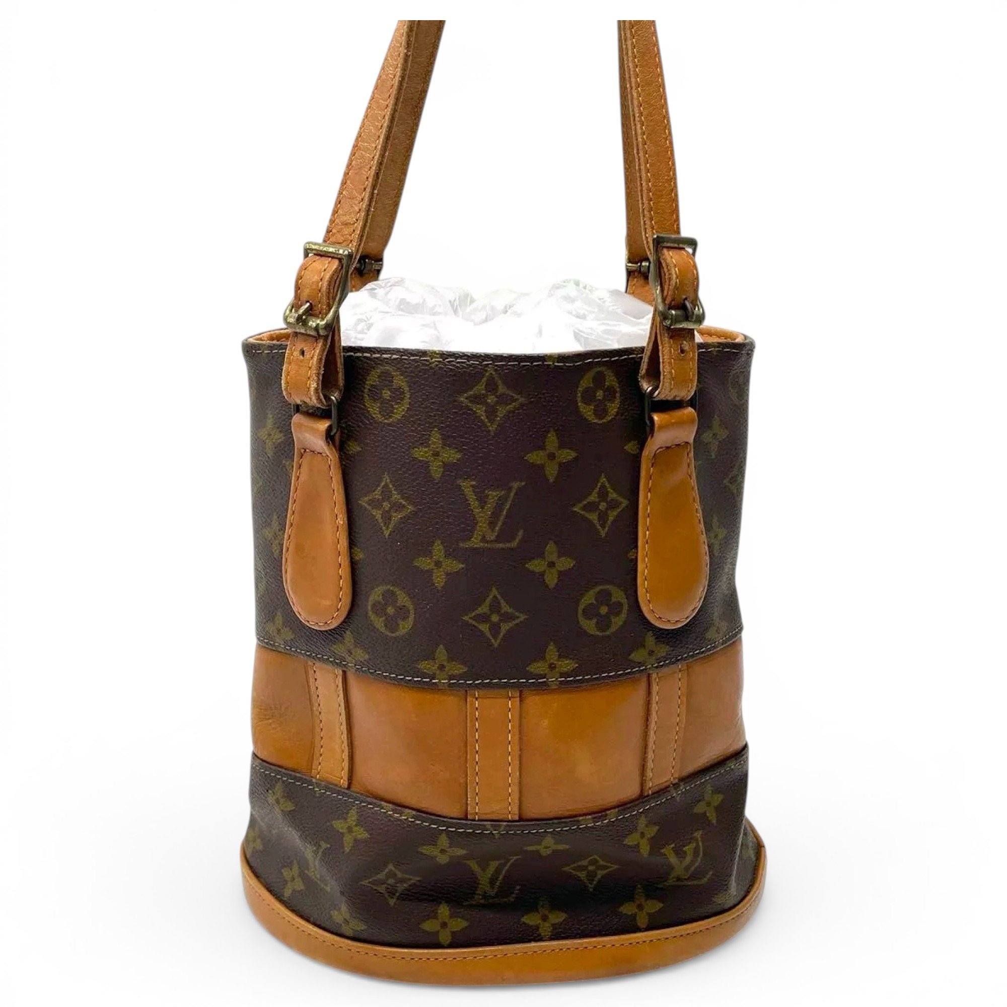 Bucket leather handbag