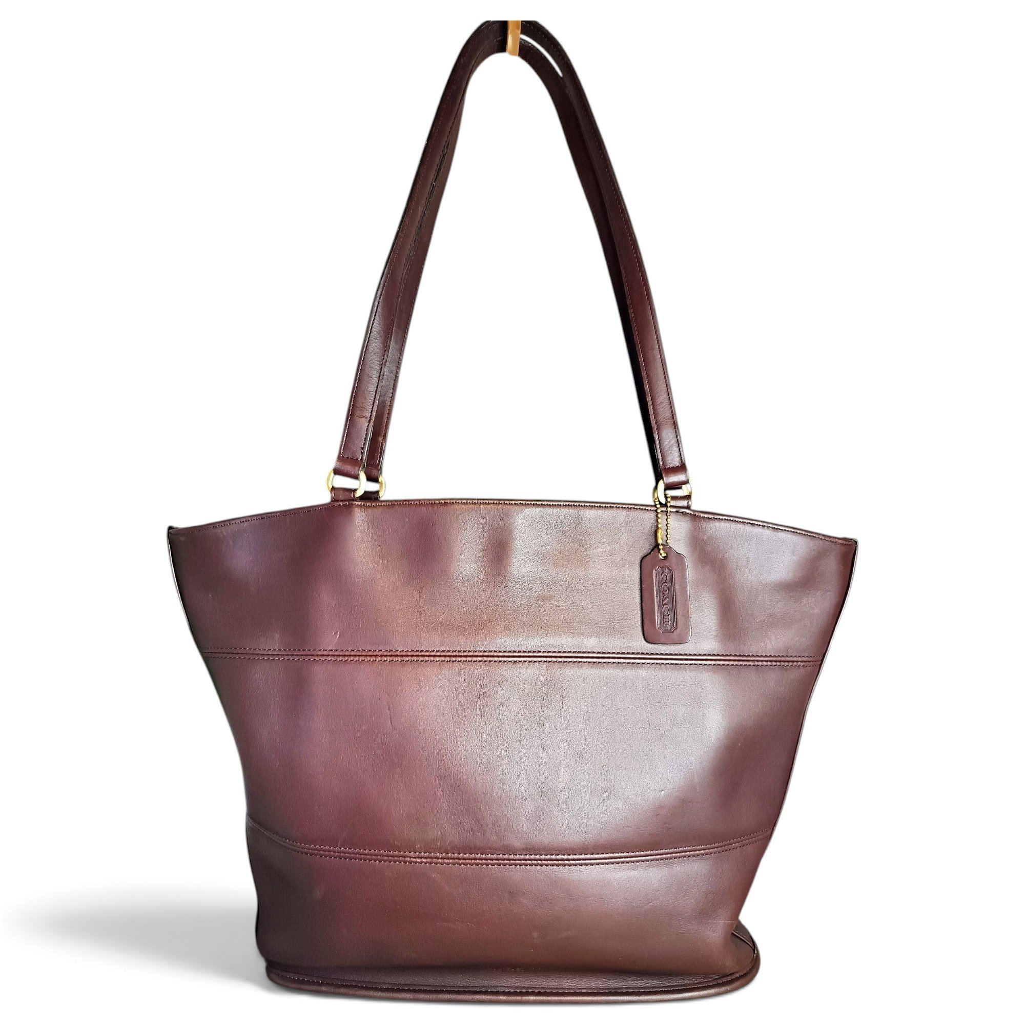 Leather tote