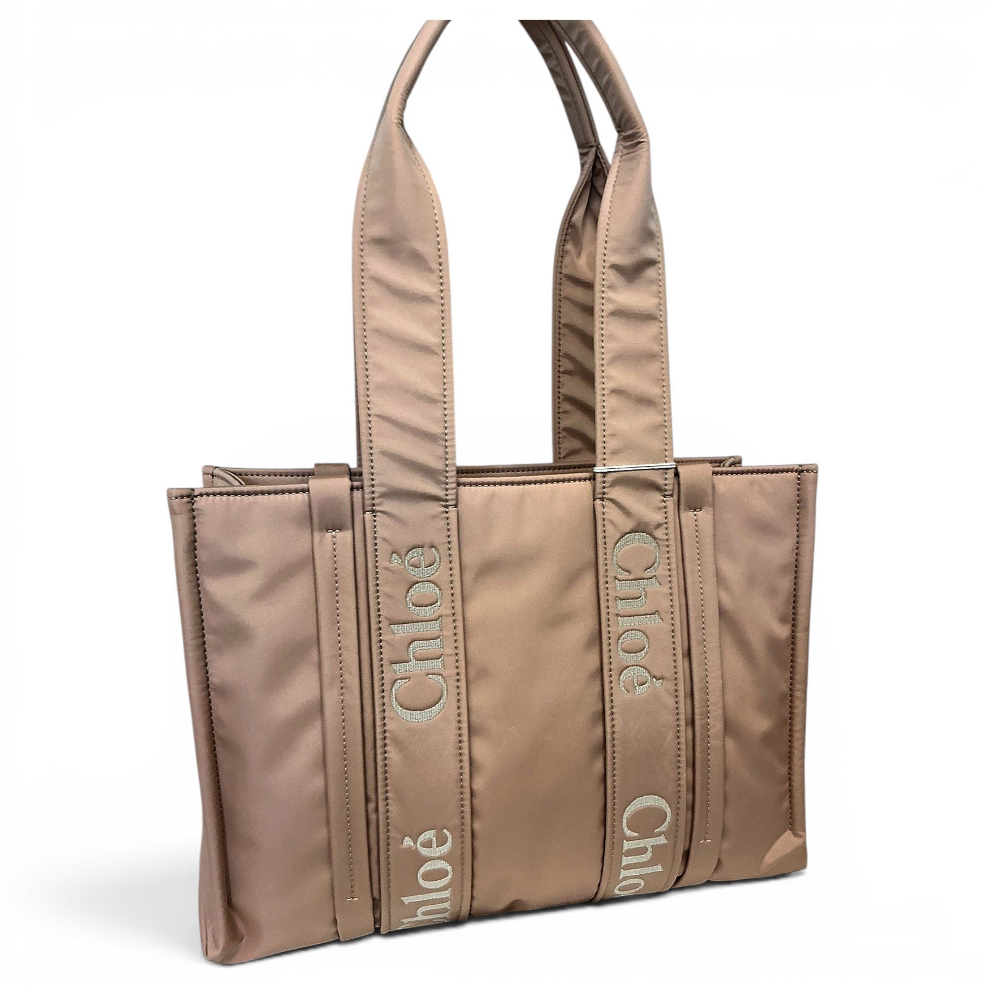 Woody tote