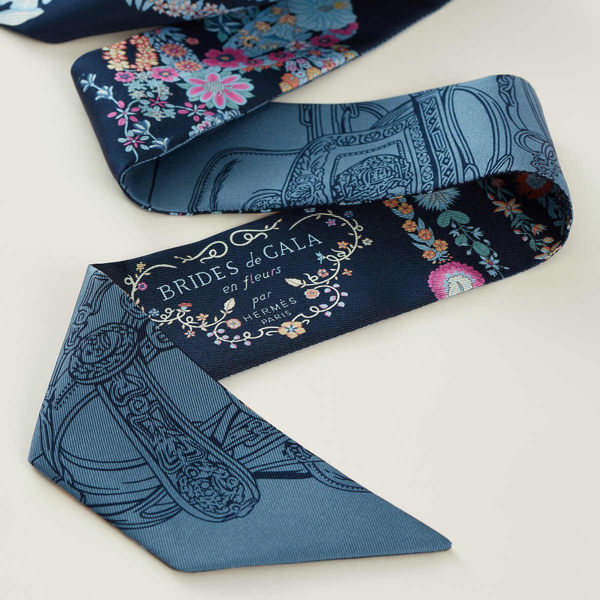 Brides De Gala En Fleurs Twilly