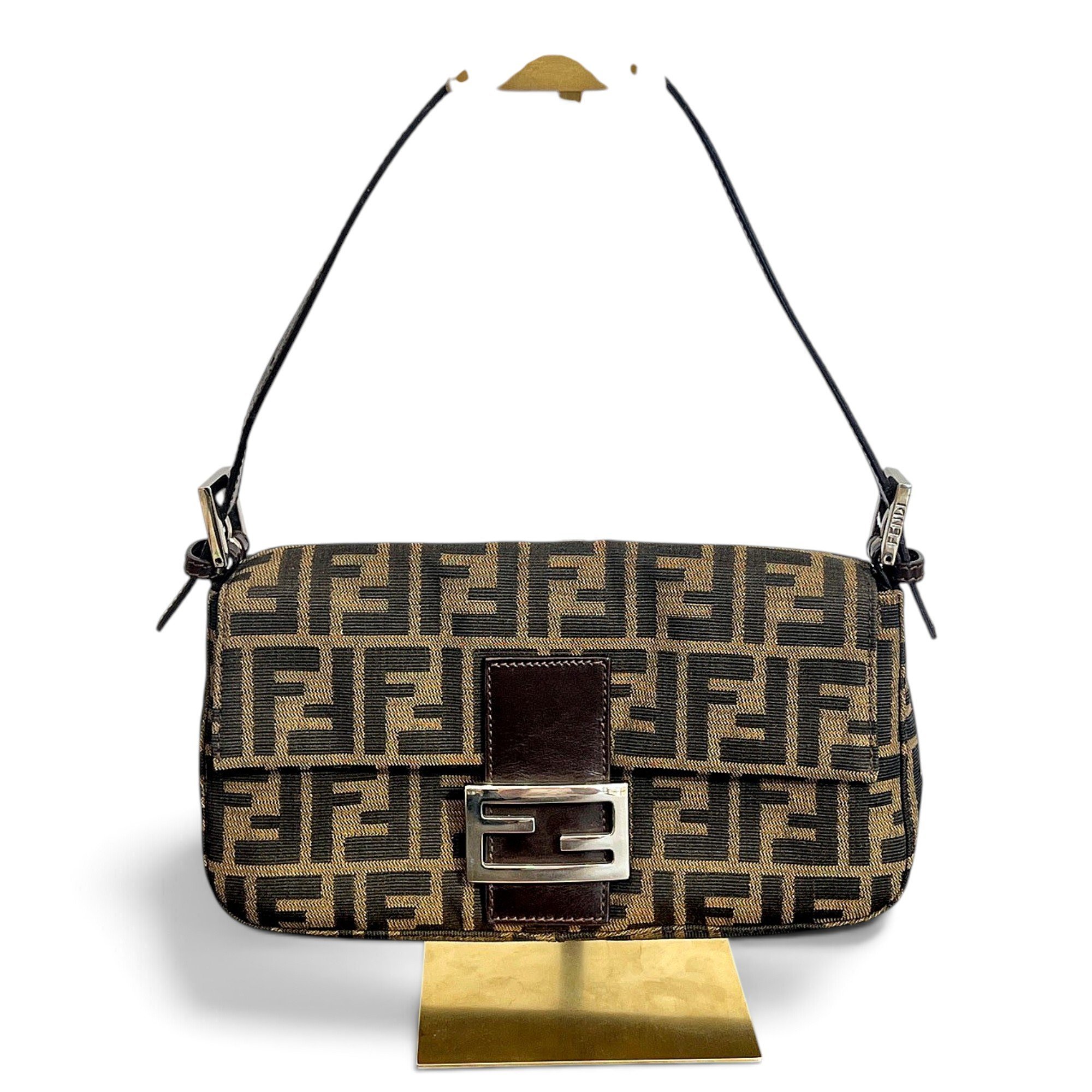Baguette cloth handbag