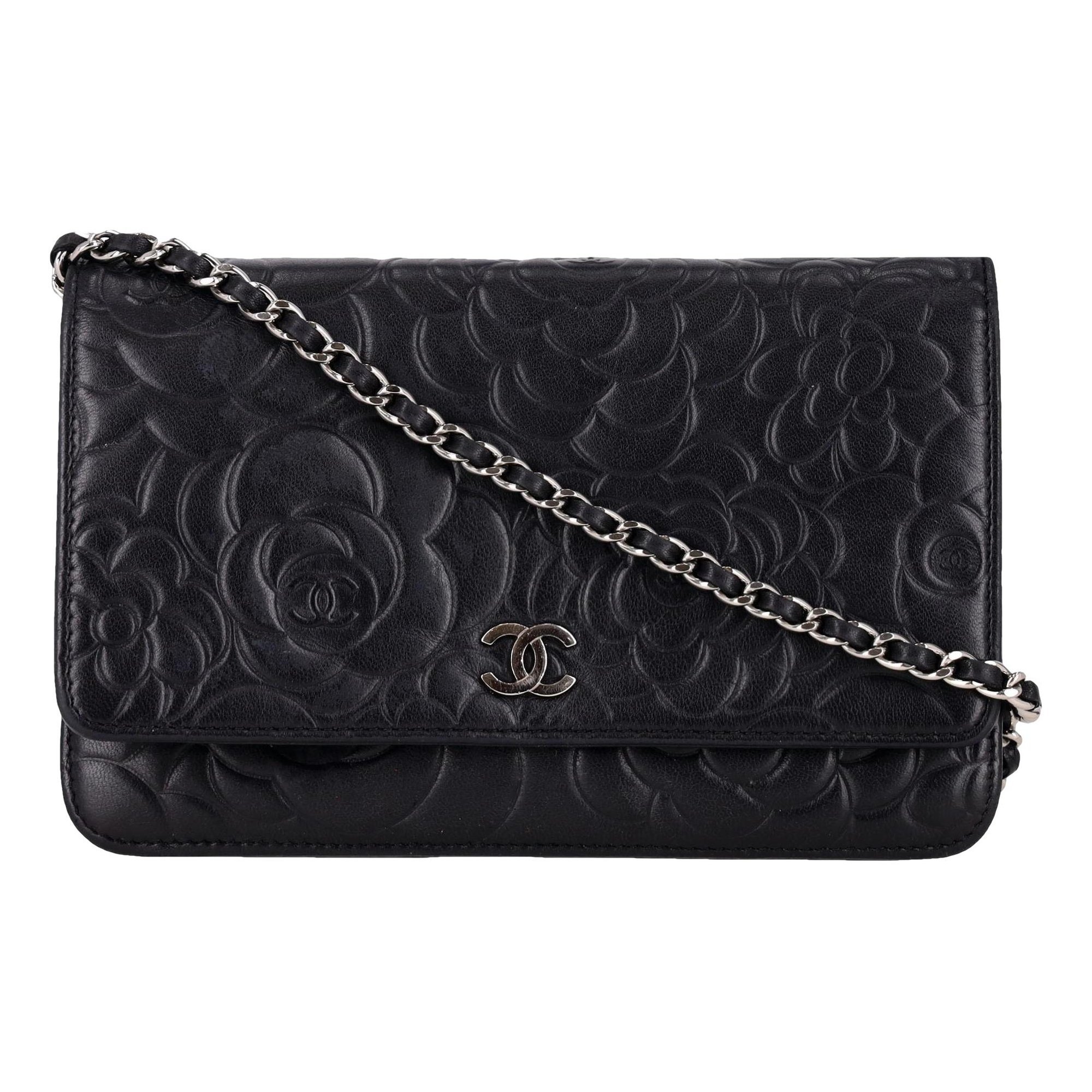 Wallet On Chain Timeless/Classique leather crossbody bag