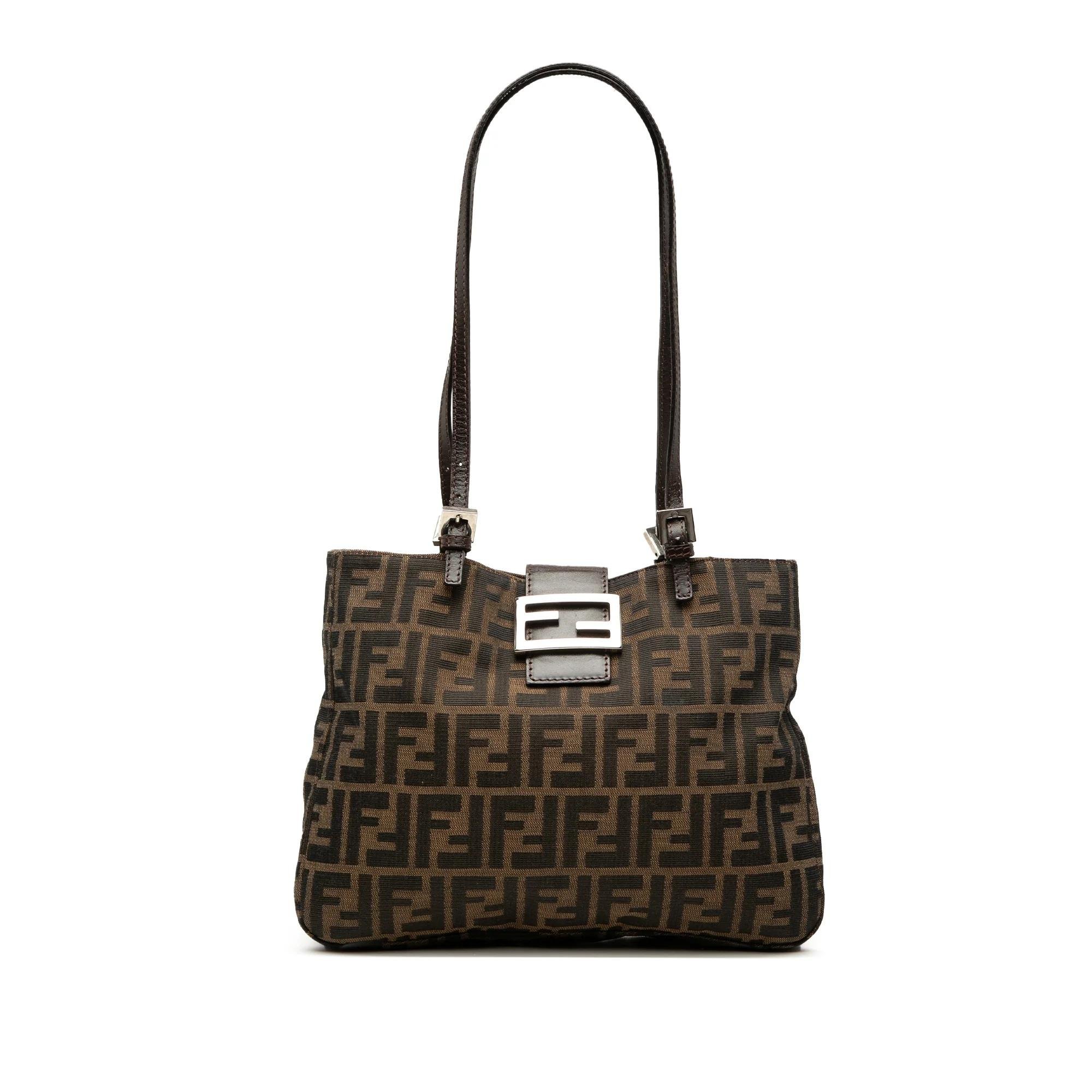 Pocket leather handbag