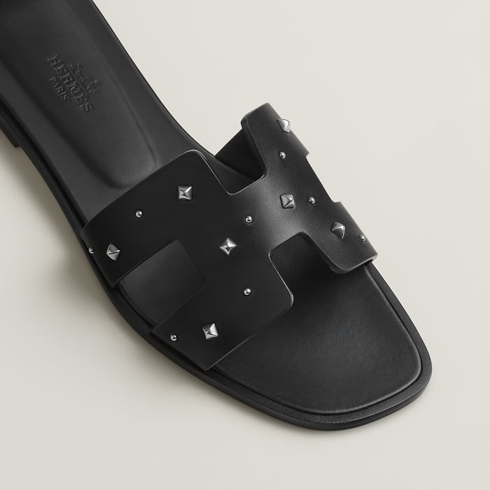 Noir Oran Sandal