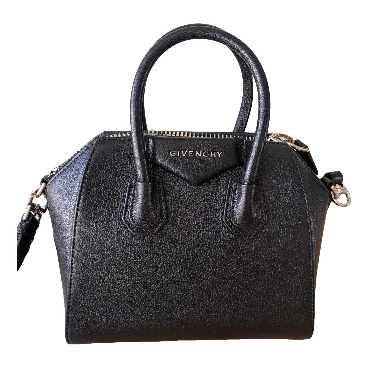 Antigona leather handbag