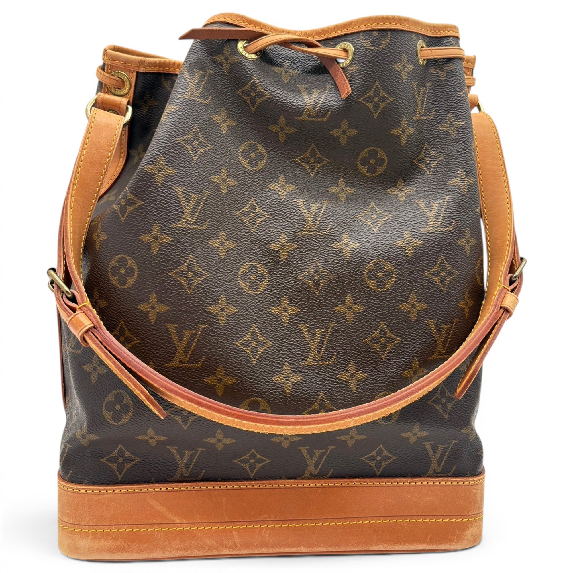 Louis Vuitton Noé cloth handbag