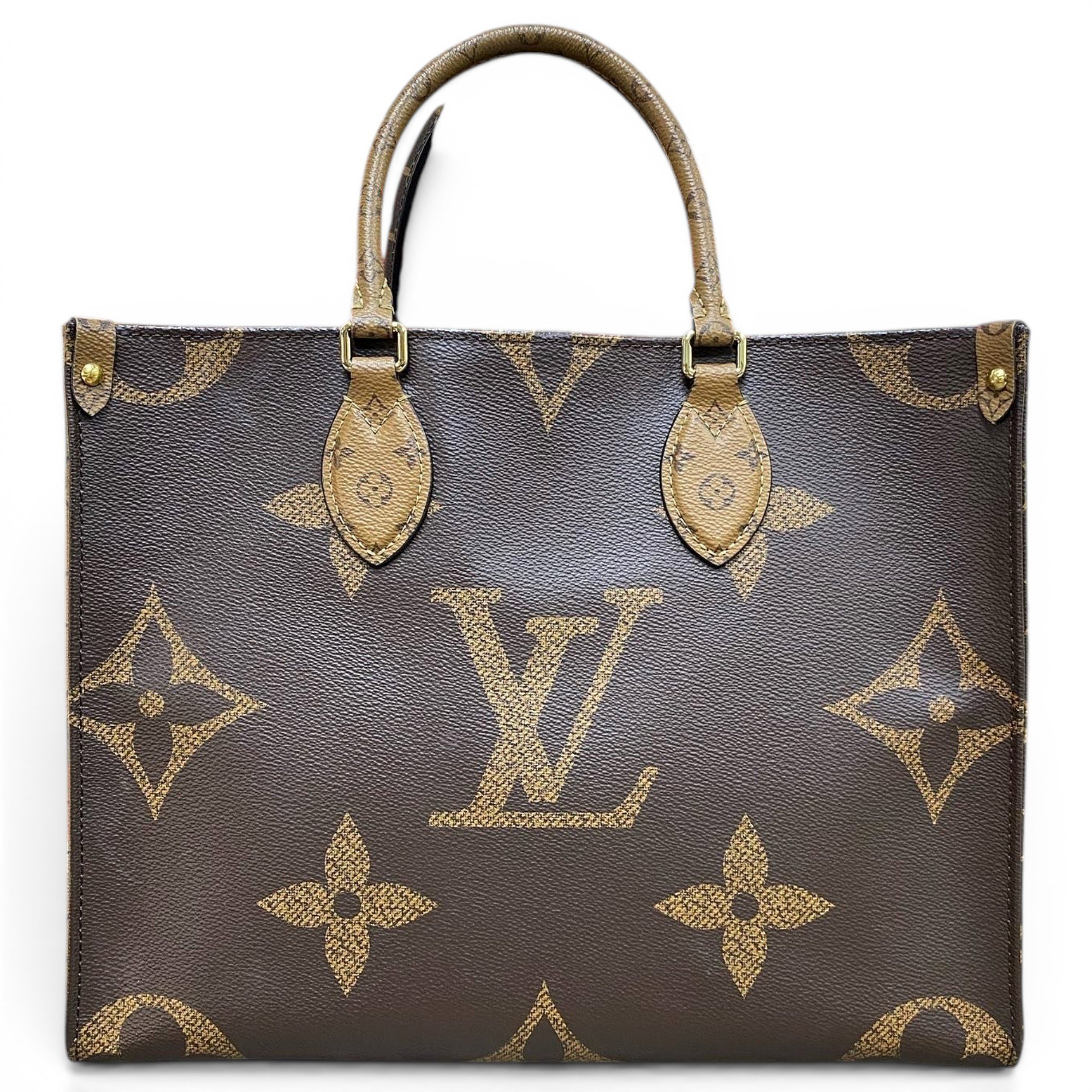 Onthego leather handbag