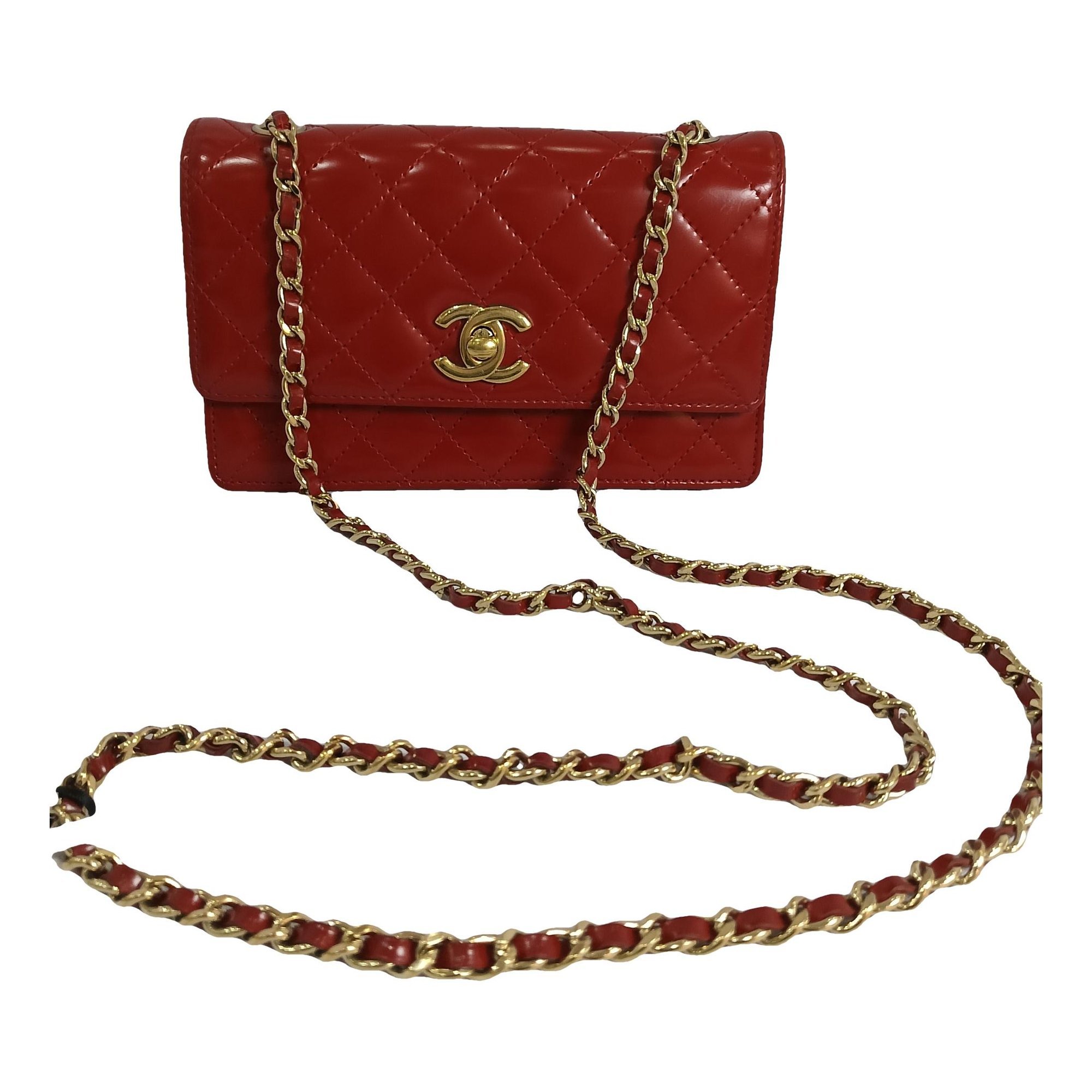 Timeless/Classique patent leather crossbody bag