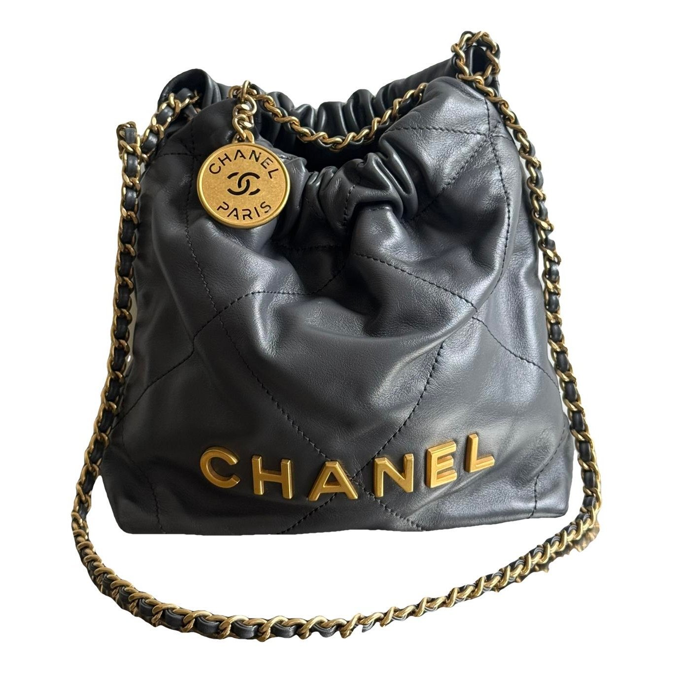 Chanel 22 leather handbag