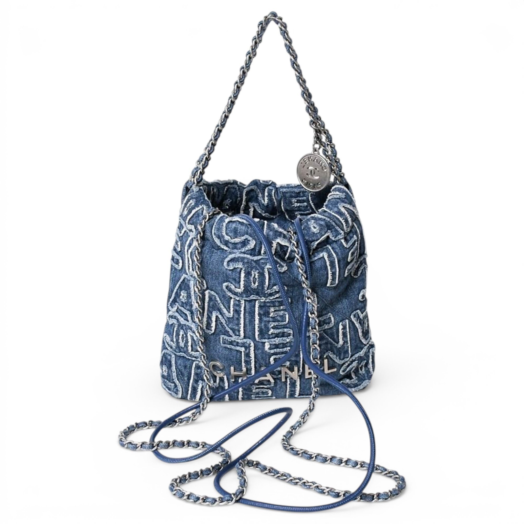 Chanel 22 handbag
