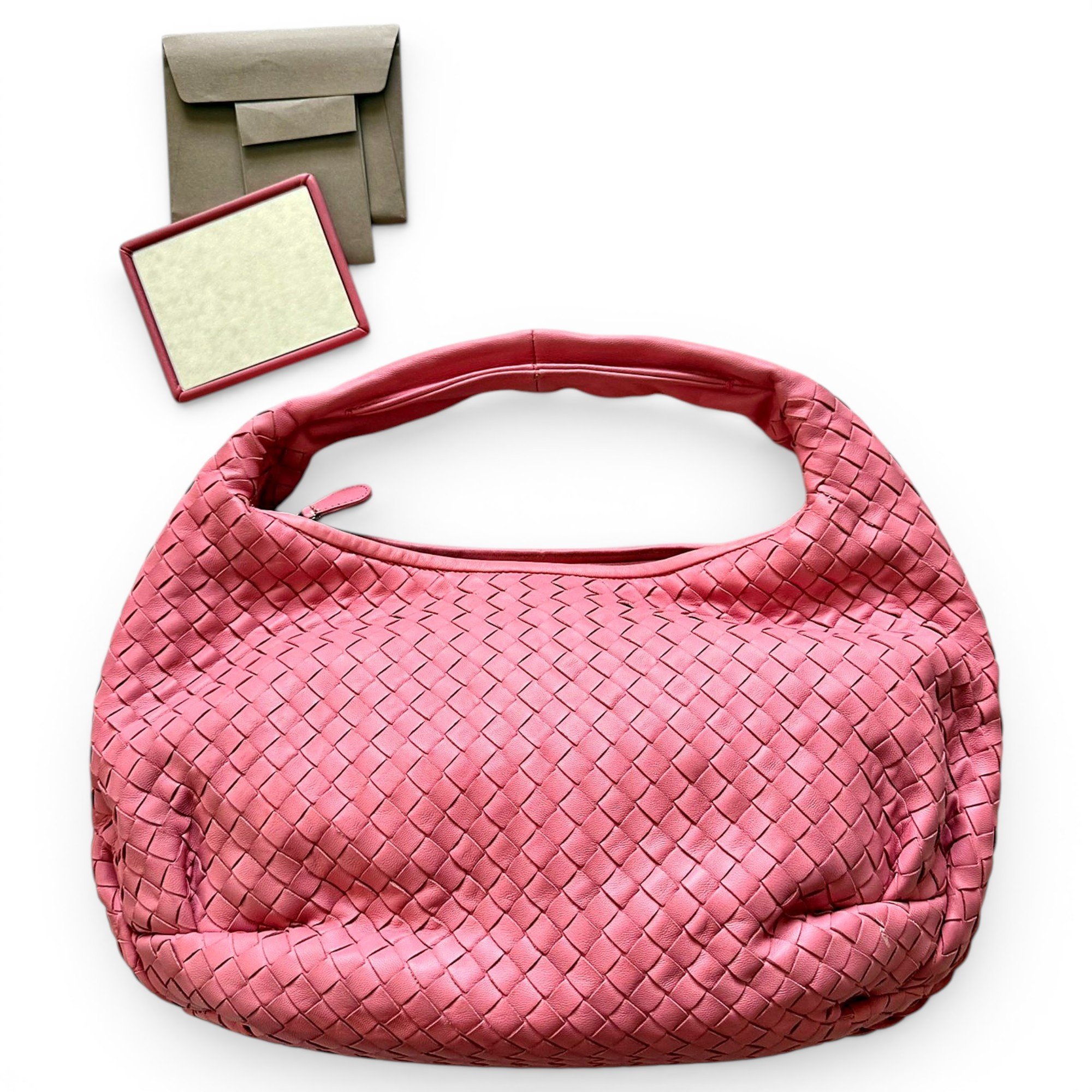 Veneta leather handbag