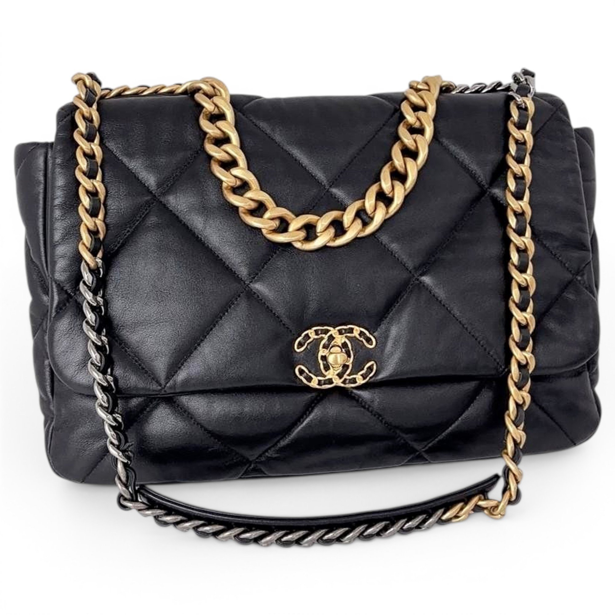 Chanel 19 leather handbag