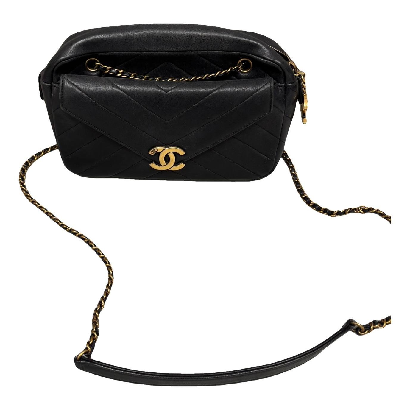 Timeless/Classique leather crossbody bag