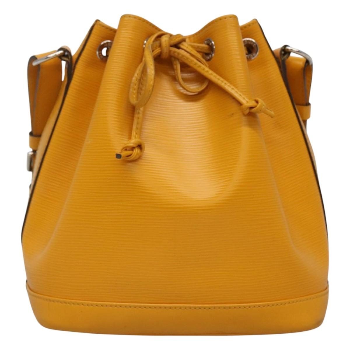 Noé leather handbag