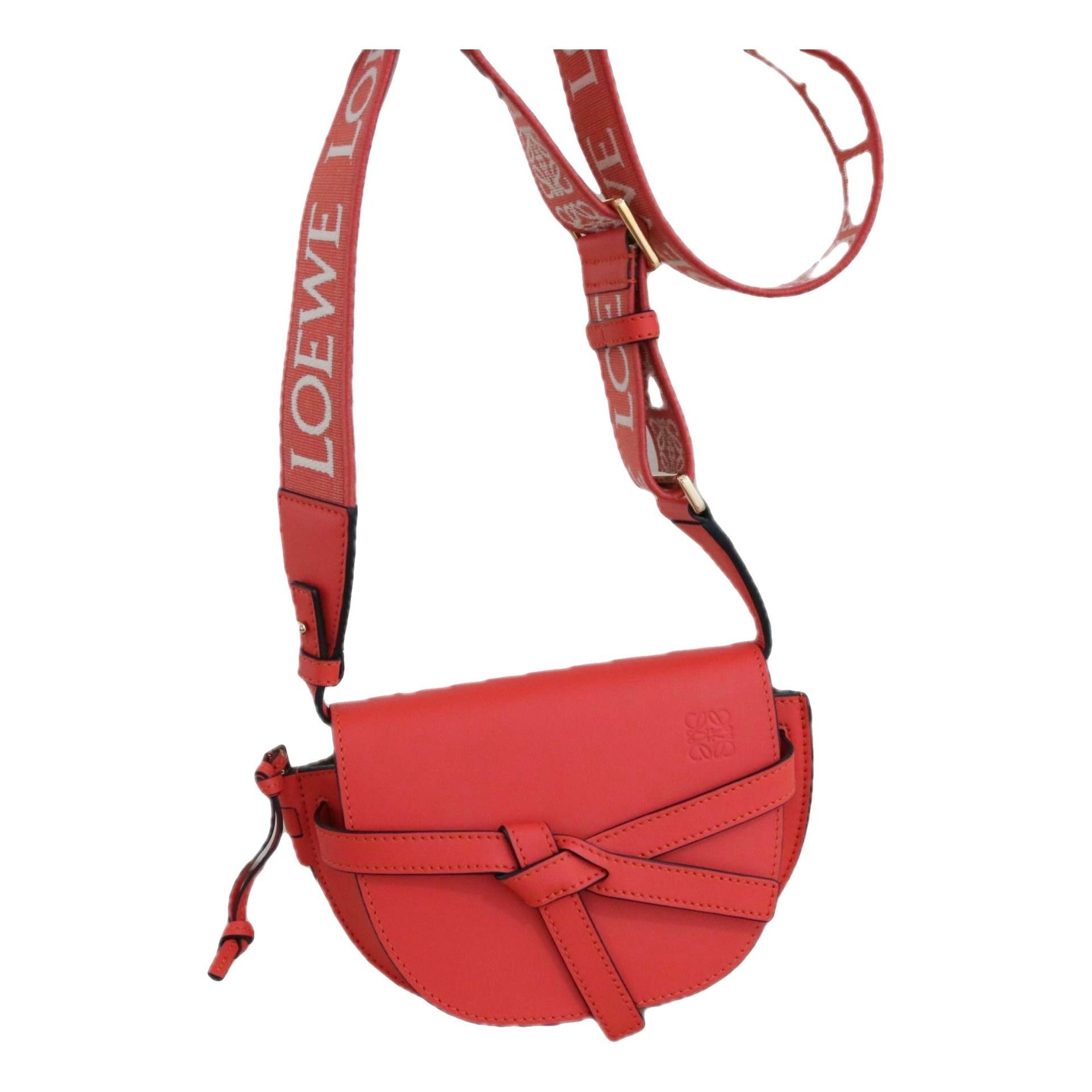 Gate leather handbag
