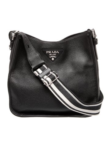 Vitello Daino Leather Shoulder Bag Medium
