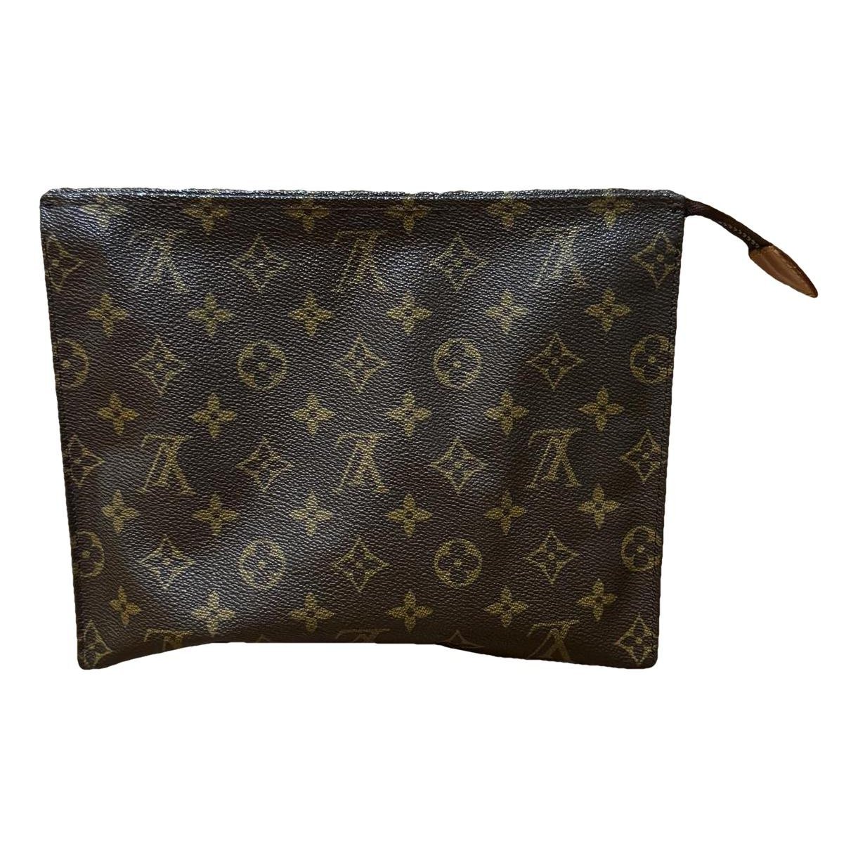 Leather clutch bag