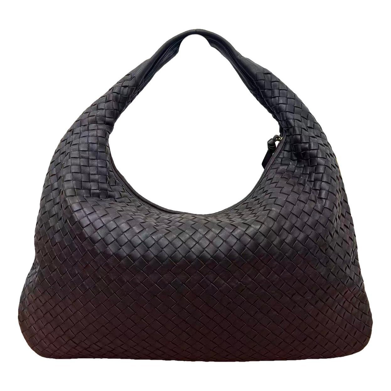 Veneta leather handbag